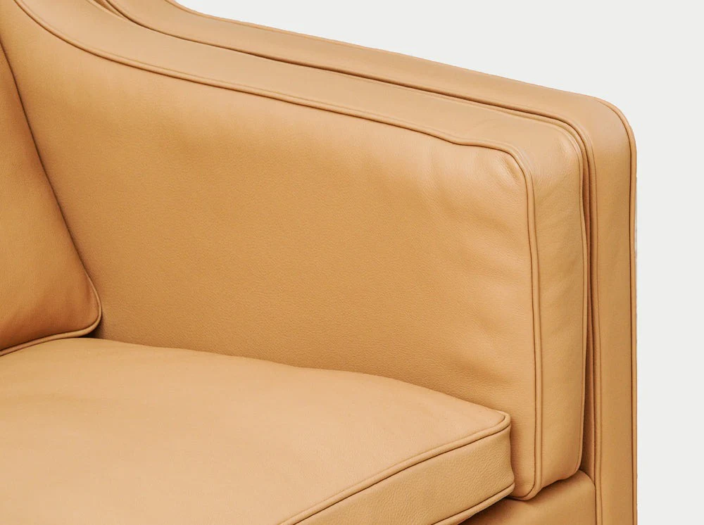 FREDERICIA BORGE MOGENSEN 2212 TWO SEATER SOFA W62.2" x D31.9" x H31.5" x SH16.9" - Image 3