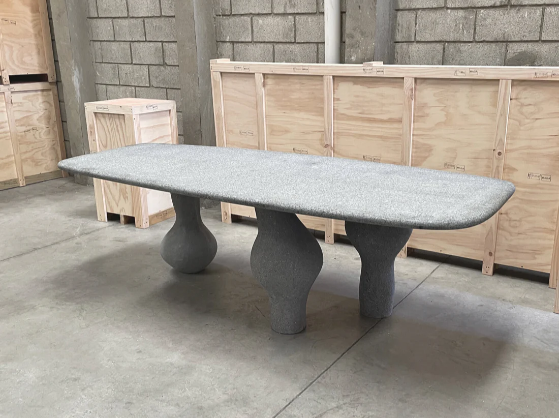 AGNES STUDIO ALTAR DINING TABLE L96" x D40" x H30" - Image 3