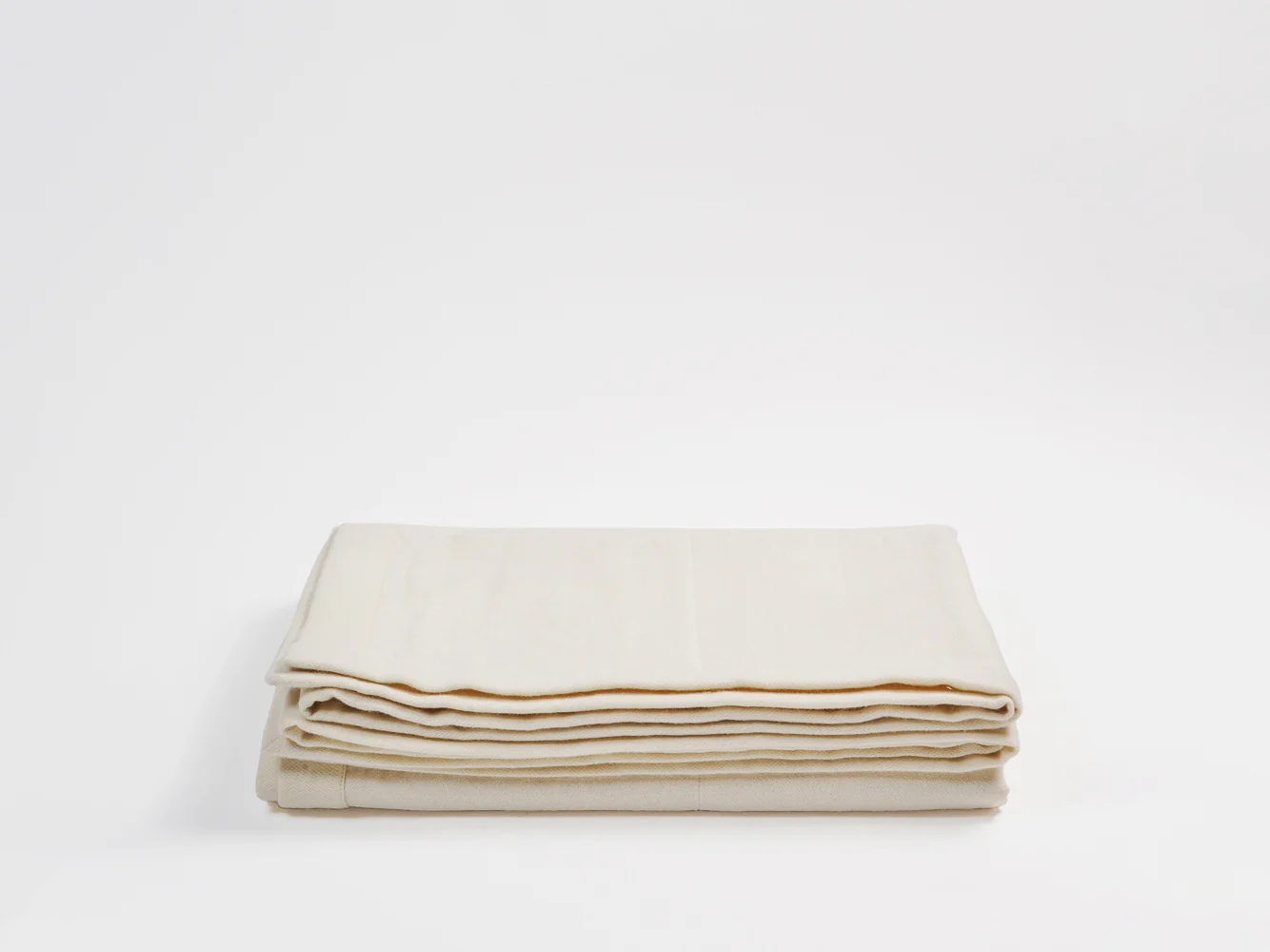 ALONPI CLEVELAND CASHMERE BLANKET / CREAM 85" x 98" - Image 3