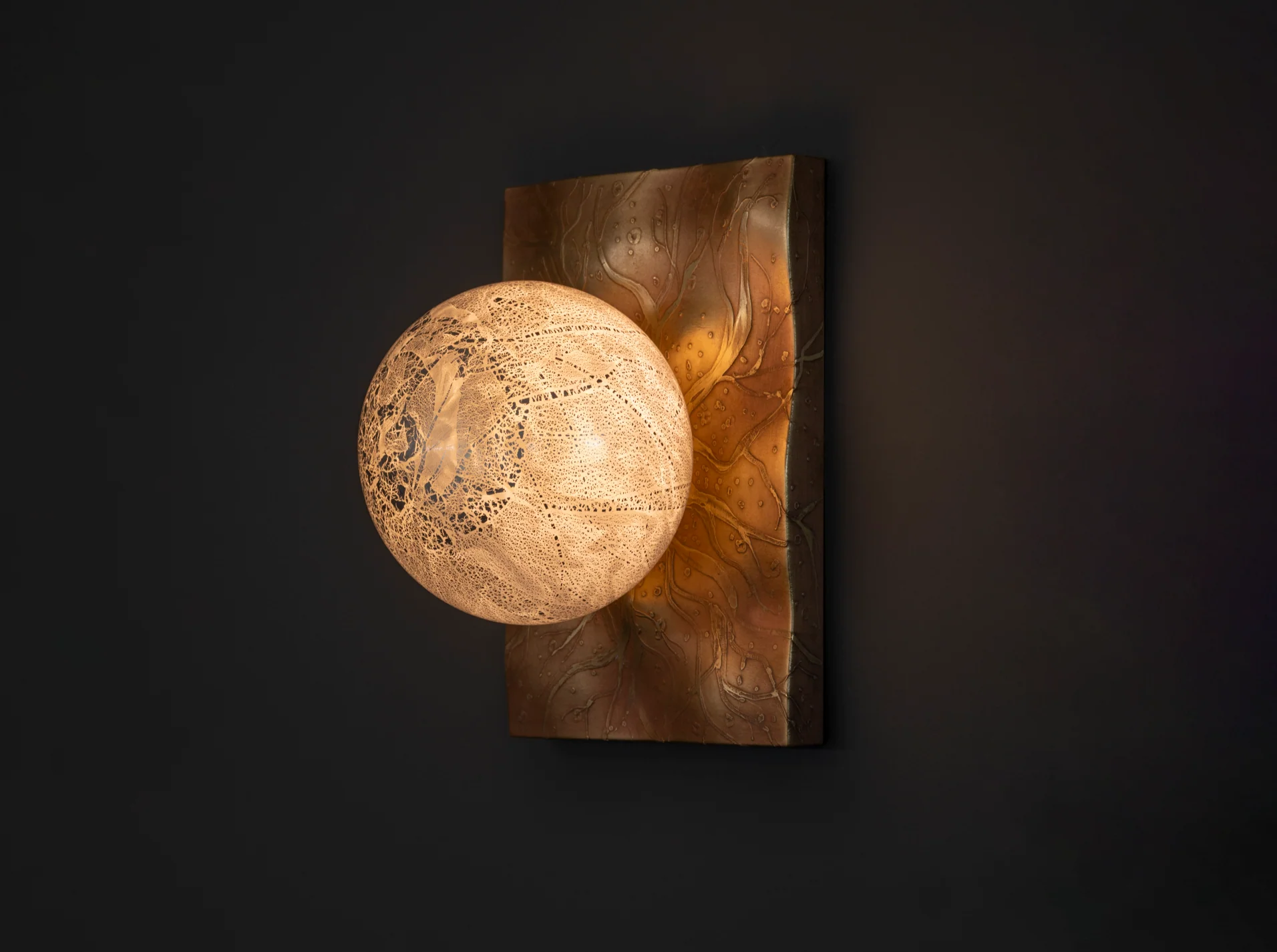 ANDREA CLAIRE STUDIO CLOUDBREAK SCONCE H6β x L4.25β x W4β