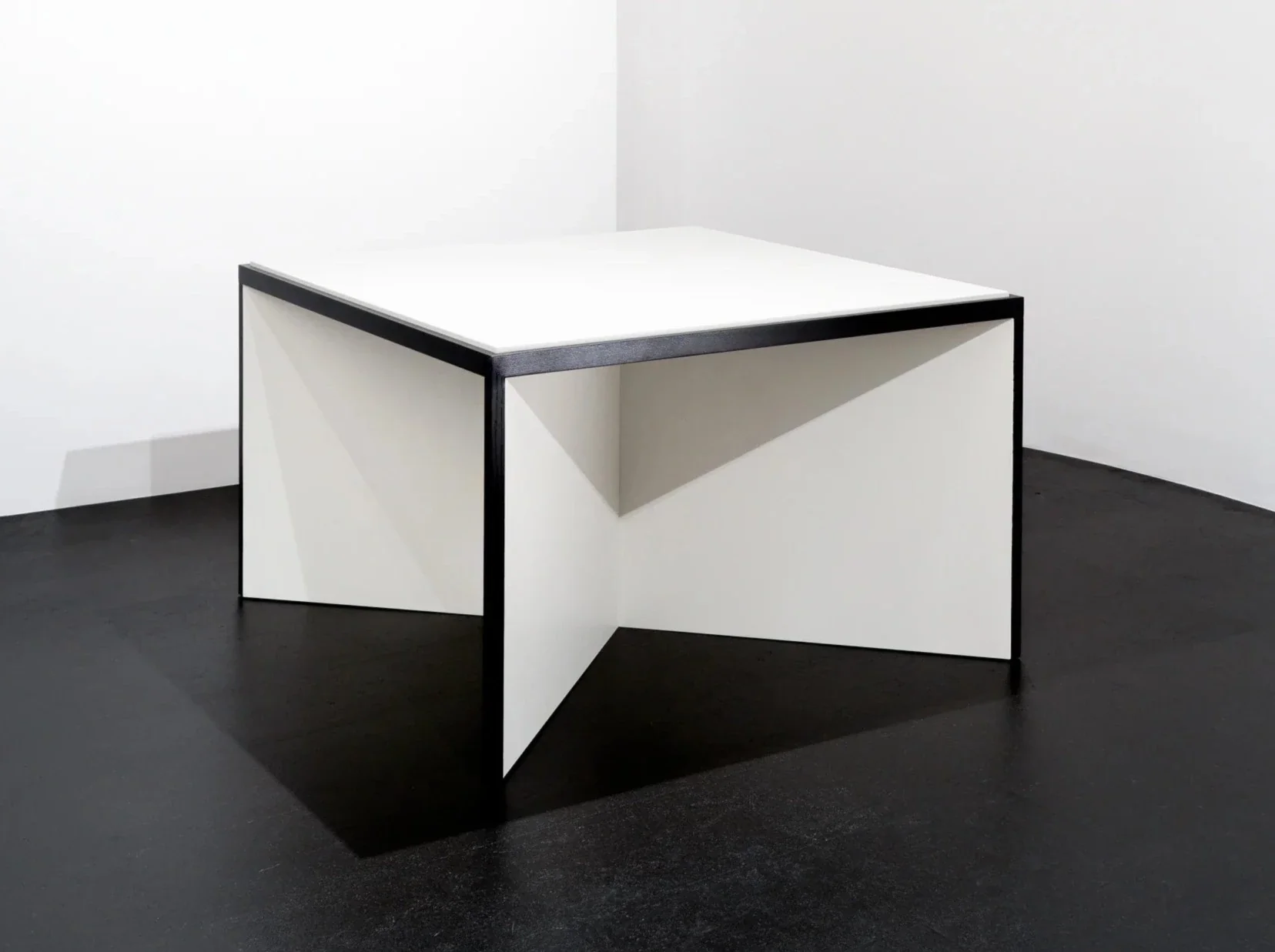 ANN DEMEULEMEESTER KUBE 1 DINING TABLE L48.4" x D48.4" x H29.8" - Image 3