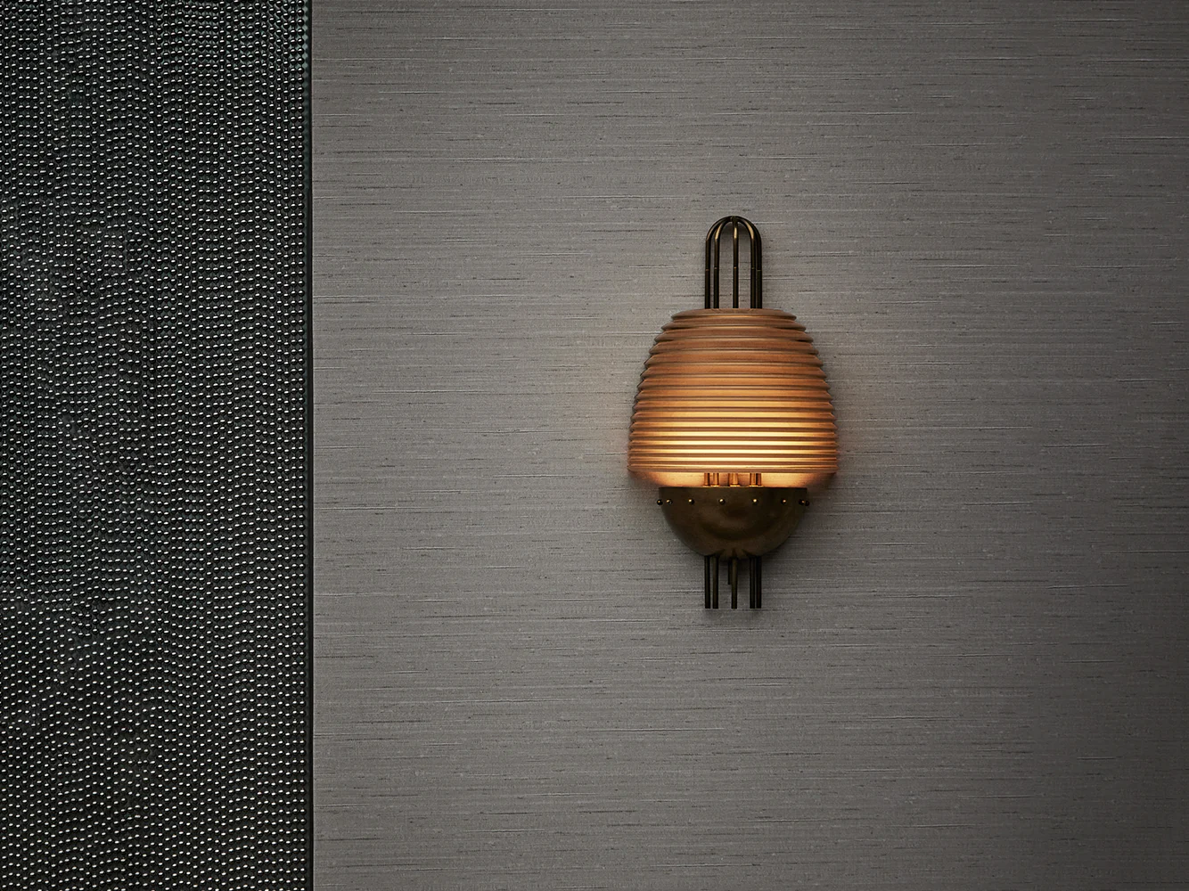 APPARATUS SIGNAL X SCONCE H13.25" x W7.5" x D4.25" - Image 3