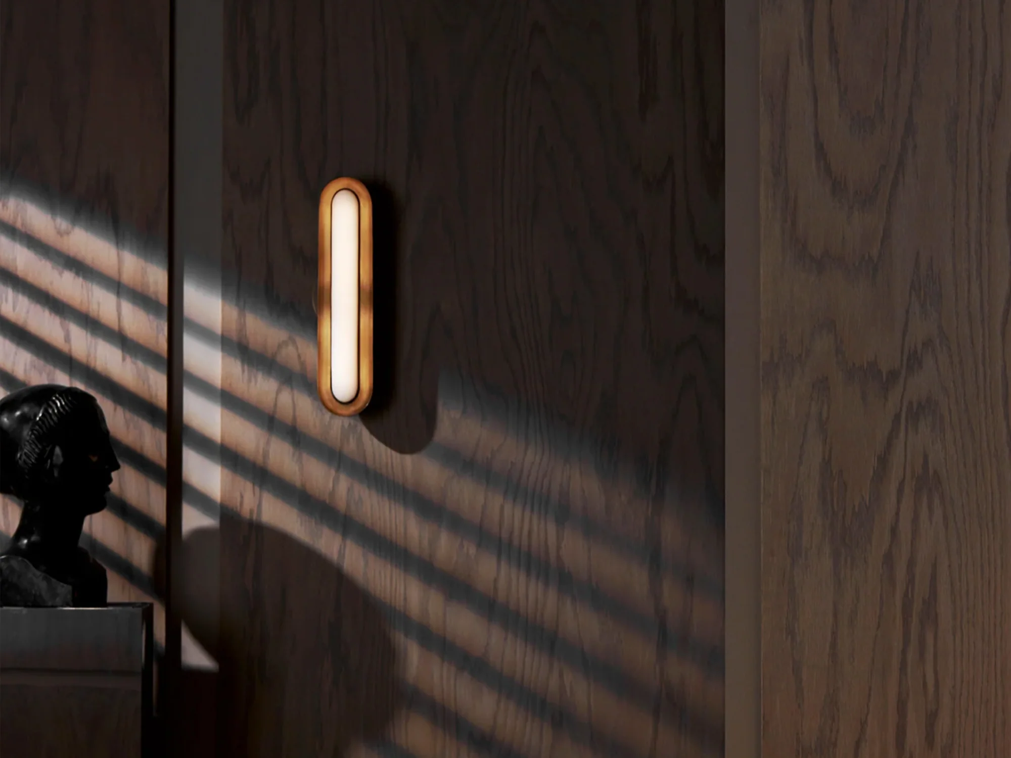 APPARATUS CIRCUIT 1 SCONCE H18” x W5.5” x Ø3.5” - Image 3
