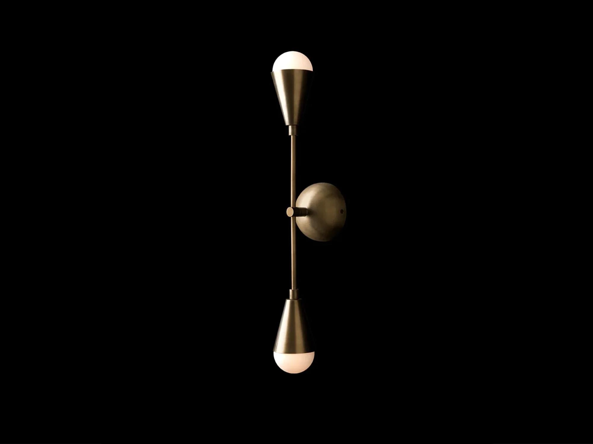 APPARATUS TRIAD 02 SCONCE H24.75” x W3.5” x D5.25” - Image 3