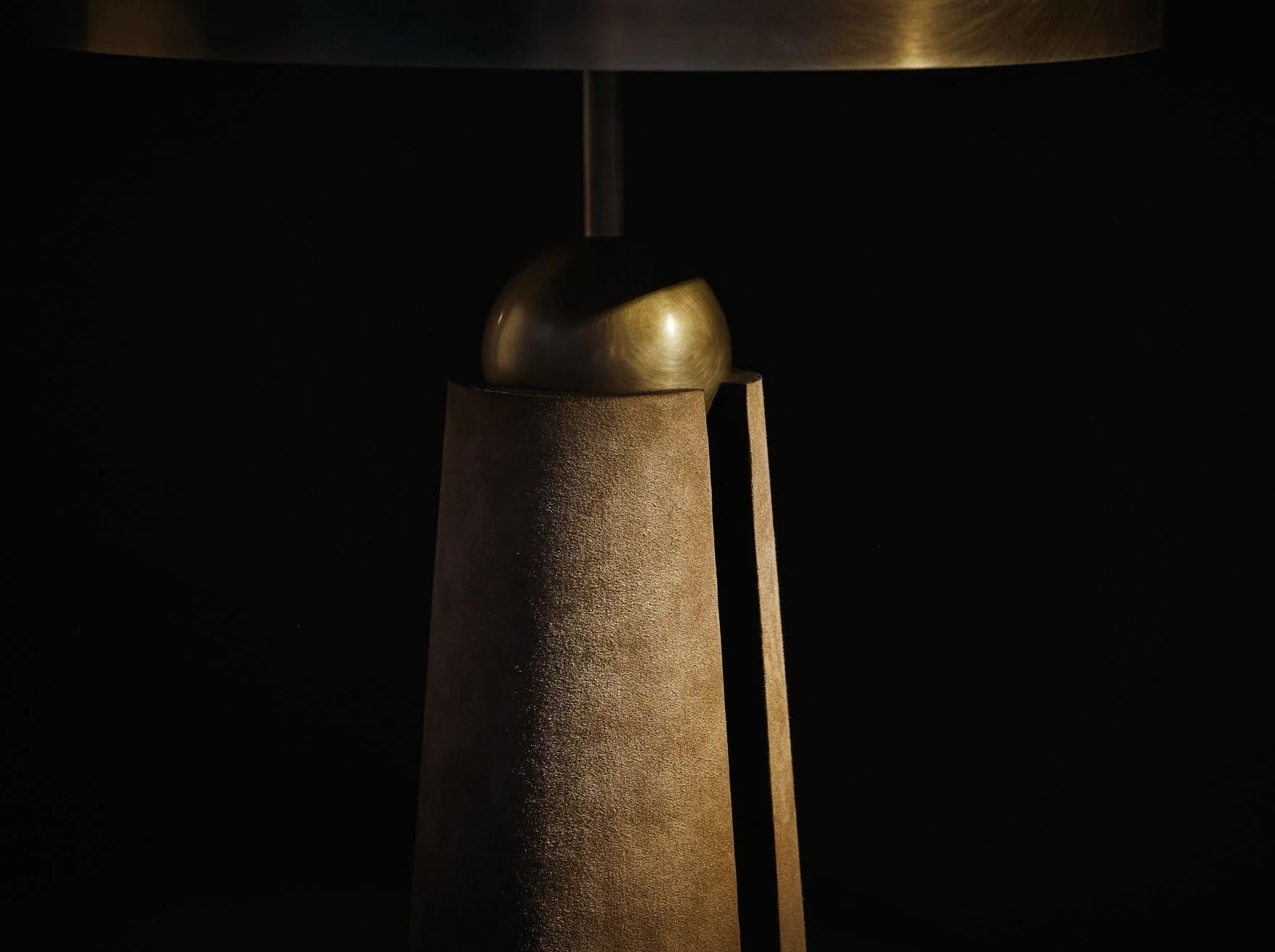 APPARATUS METRONOME TABLE LAMP H21.75” x Ø13.5” - Image 4