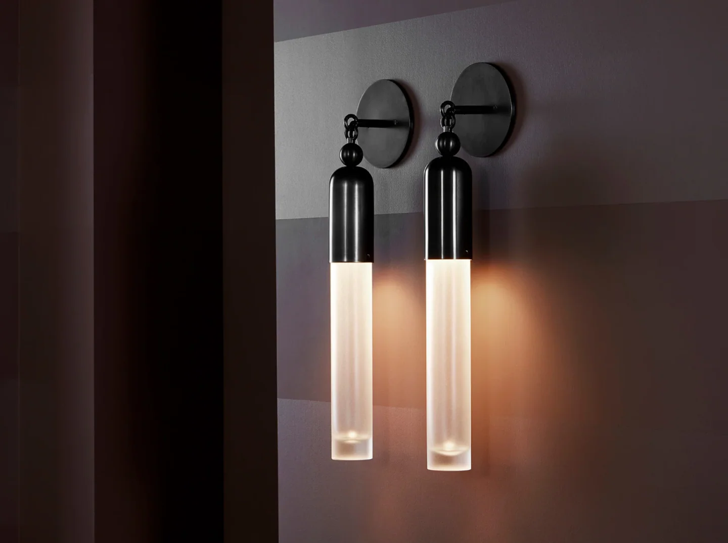 APPARATUS TASSEL 1 SCONCE H23.5” x W2.5” x D4” - Image 4
