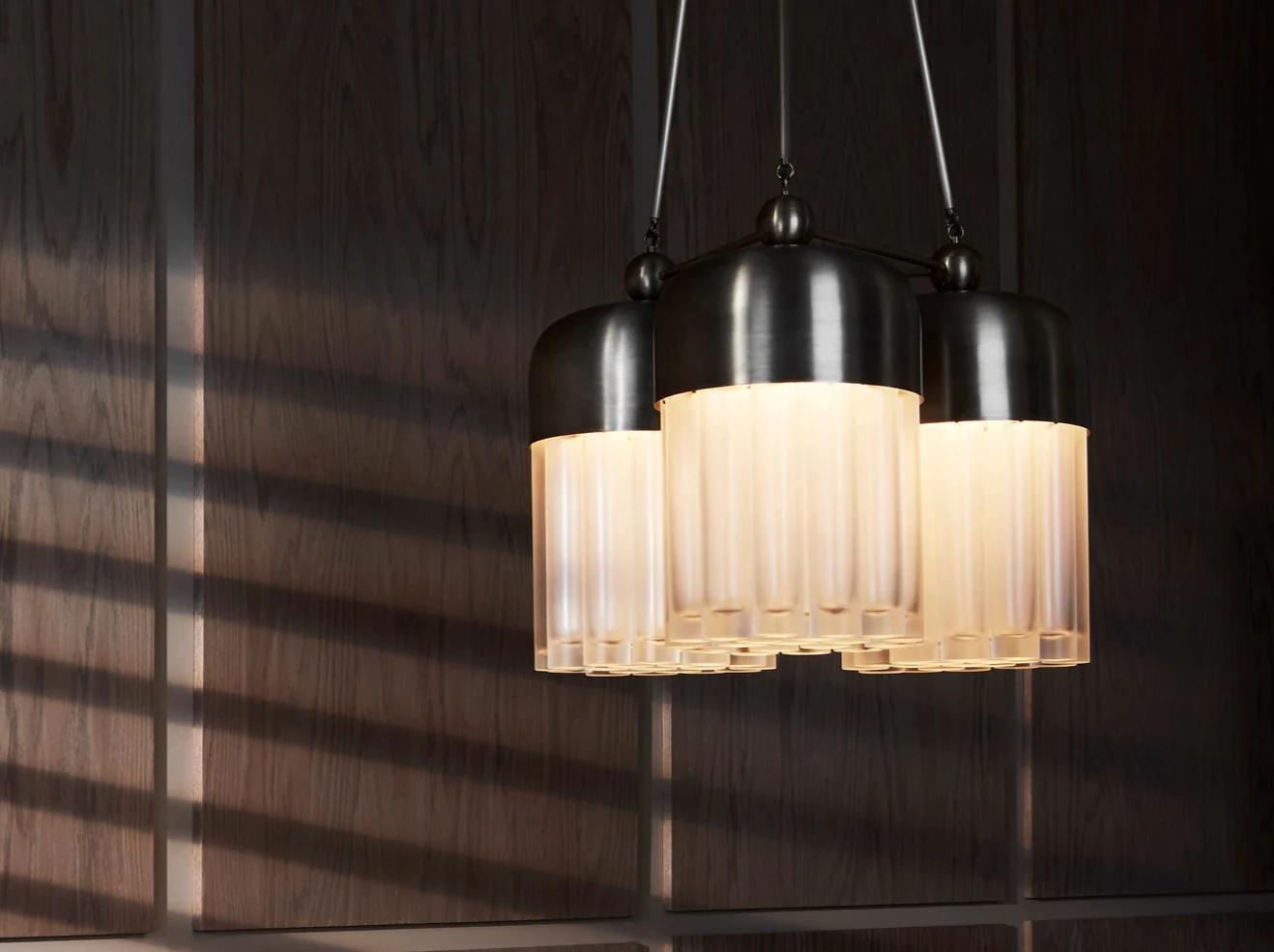 APPARATUS TASSEL 57 CHANDELIER Ø32.5" - Image 3