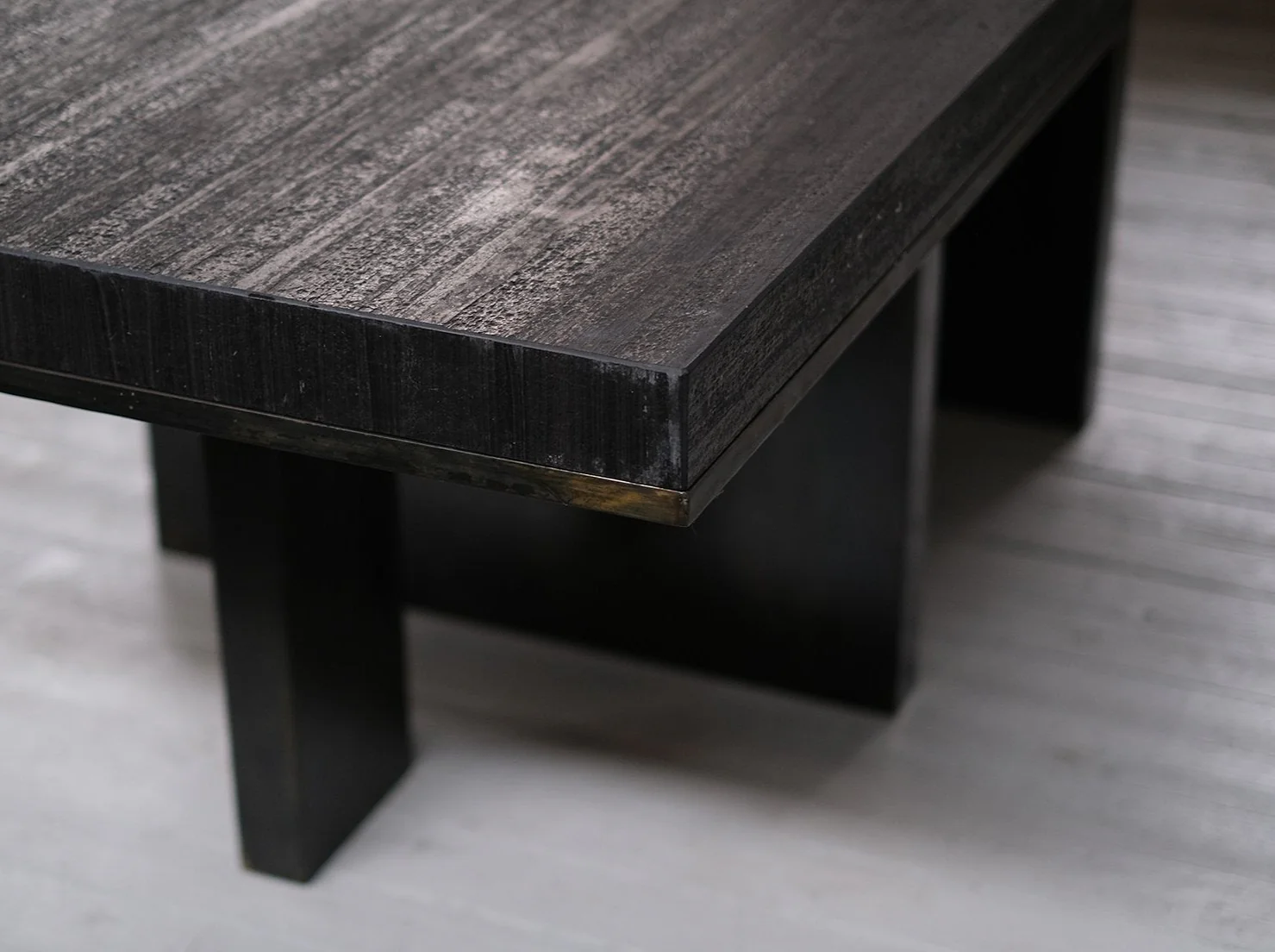 ARNO DECLERCQ DINING TABLE 052022 L98.4" x D43.3" x H29.5" - Image 3