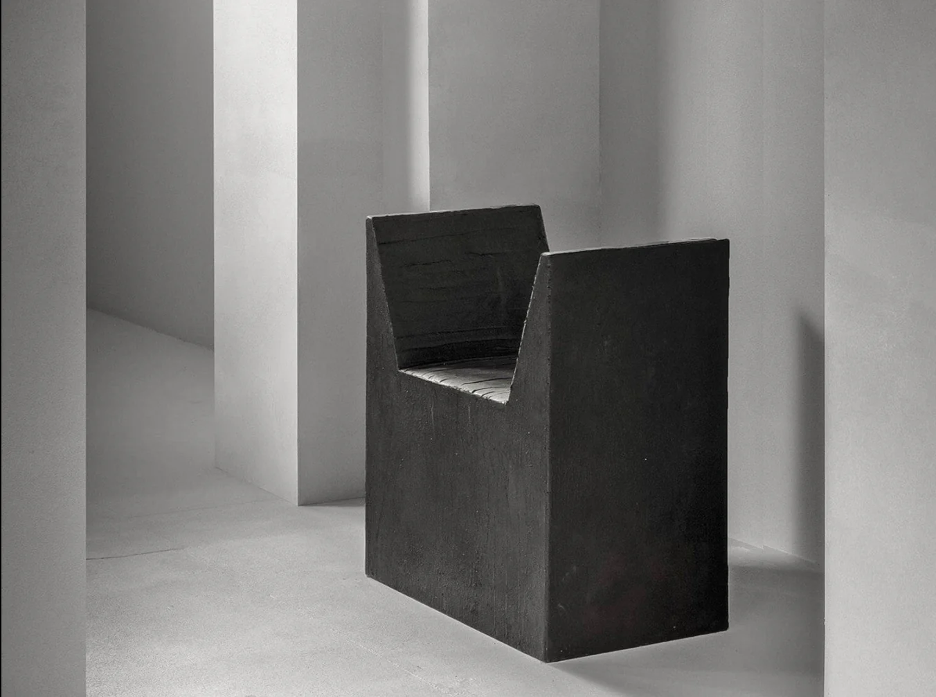 ARNO DECLERCQ AD STOOL 2.0 WITH LEATHER PAD - Image 9