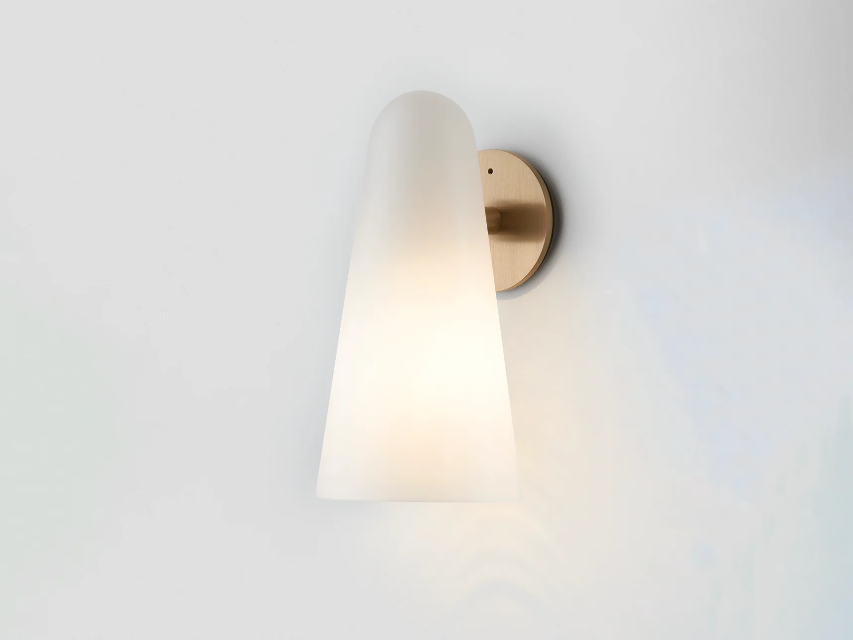 ARTICOLO STUDIOS DOMI SCONCE H10" x D6" x Ø5"