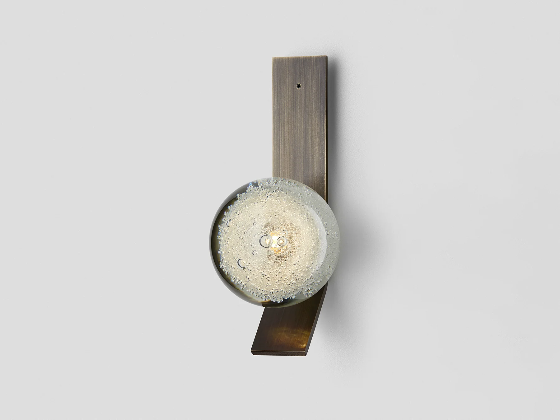 ARTICOLO STUDIOS FIZI BALL SCONCE / KICK Ă4.7" x D5.4"