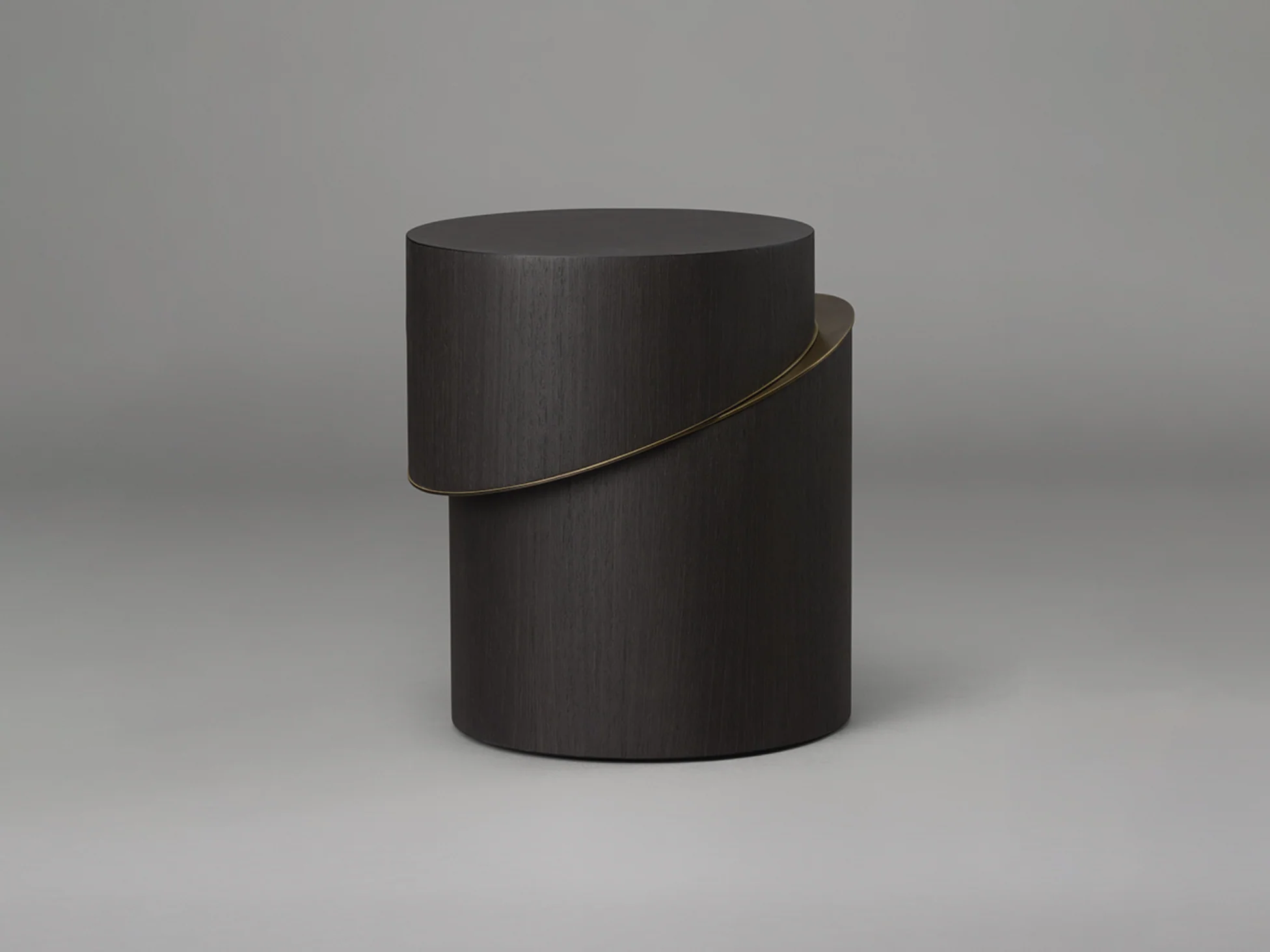 ARTICOLO SLIP SIDE TABLE H18.9” x Ø15.75" - Image 4