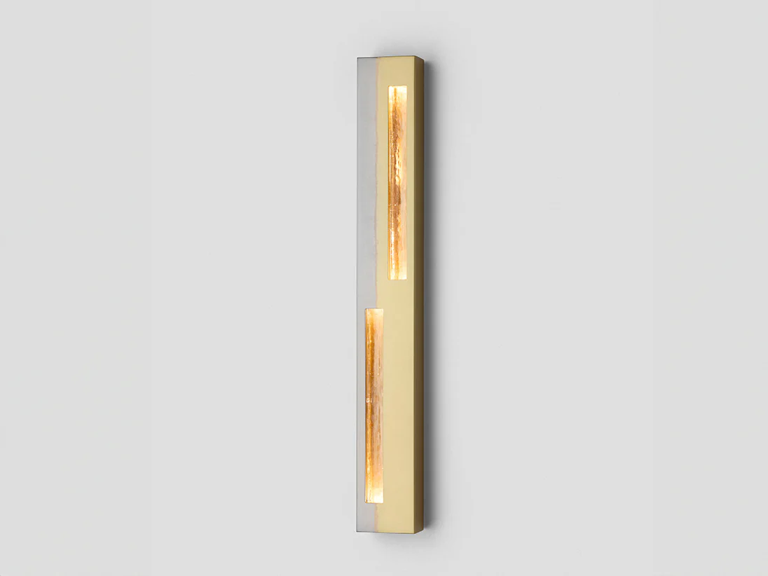 ARTICOLO STUDIOS SEAM MIRROR WALL SCONCE / LARGE W2.8" x D1.8" x H22"