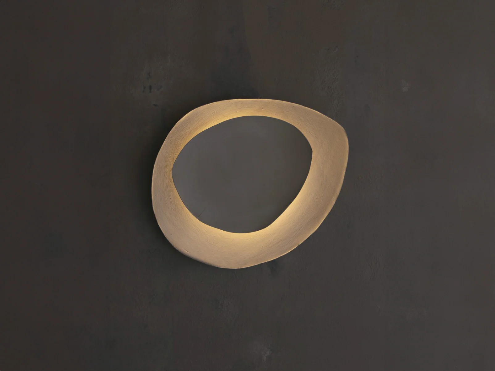 ASH DESIGN ECLIPSE MEDIUM SCONCE / CHALK NO. 02 Ø18" - Image 3