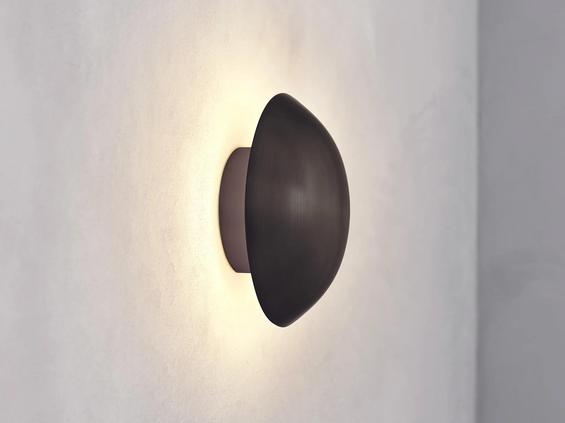 ATELIER001 COMET SCONCE / REGOLITH - Image 2