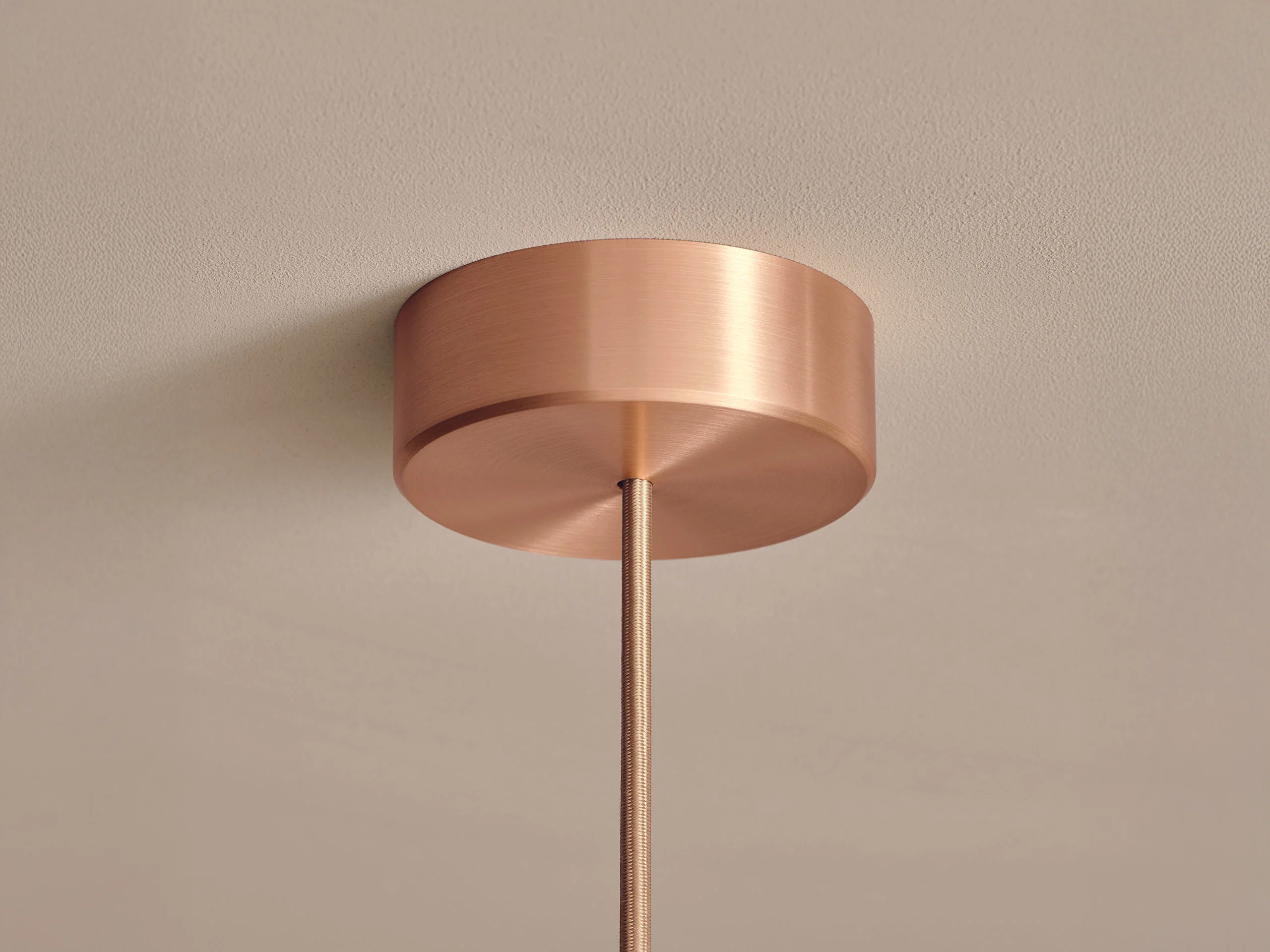 ATELIER001 COSMIC PENDANT / ARES - Image 3