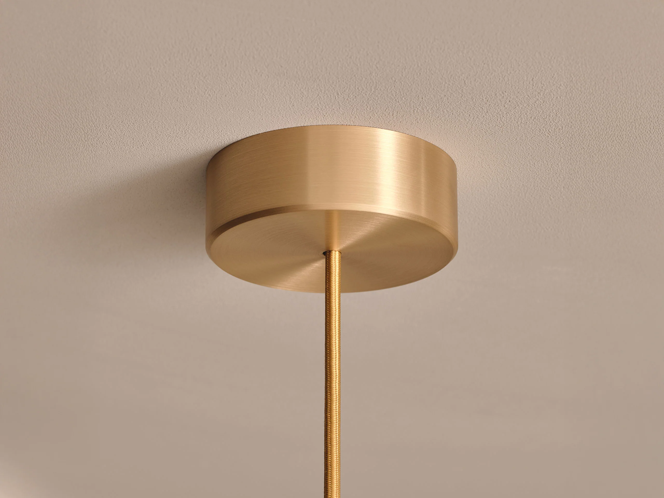 ATELIER001 COSMIC PENDANT / ORE - Image 3