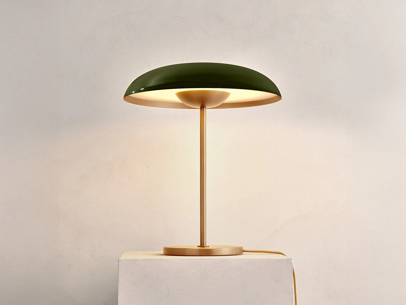 ATELIER001 SOLSTICE TABLE LAMP / OLIVE - Image 2