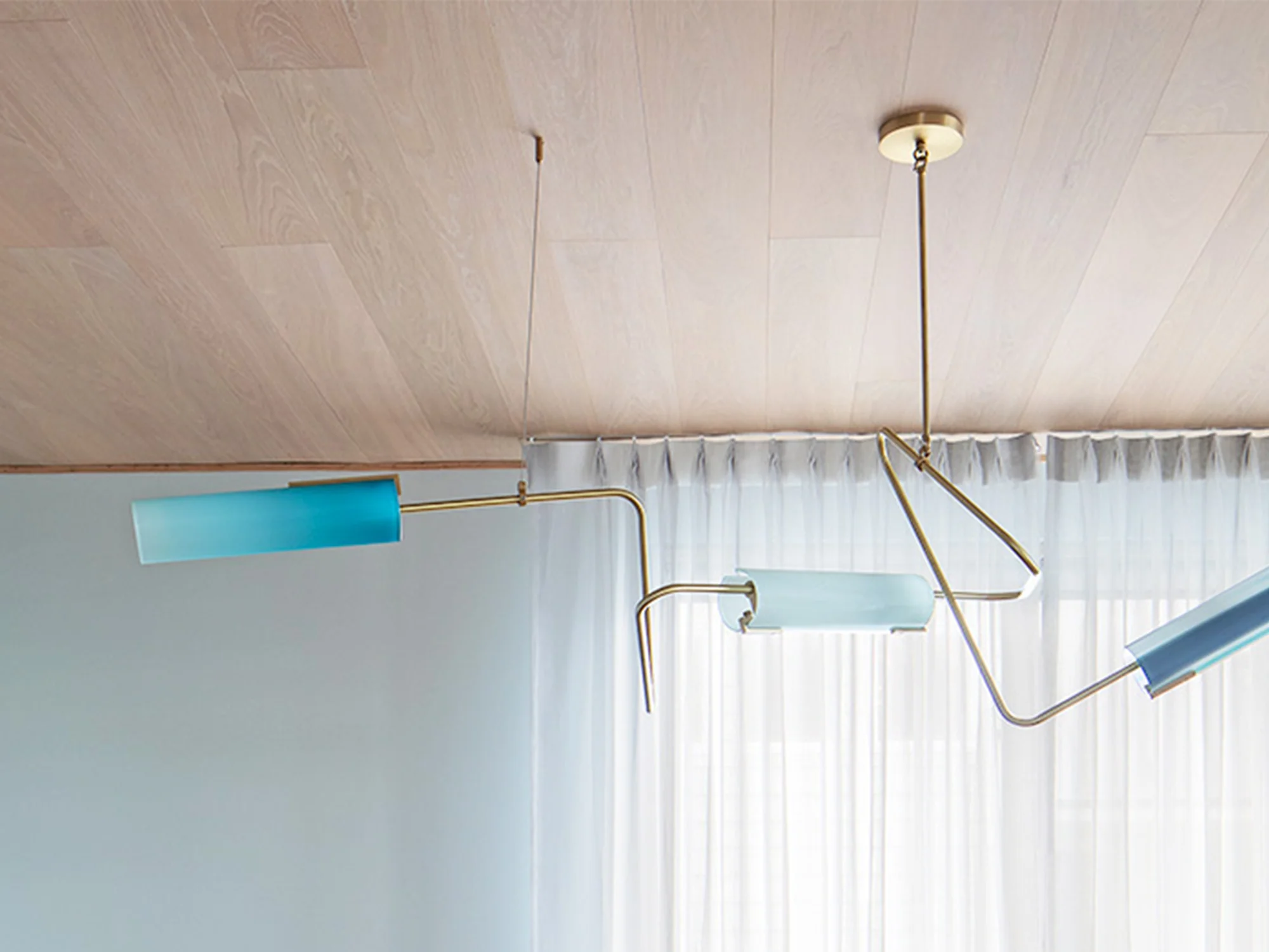 AVRAM RUSU STUDIO CONTINUUM 64 CHANDELIER L64β x H24β x W22β - Image 6