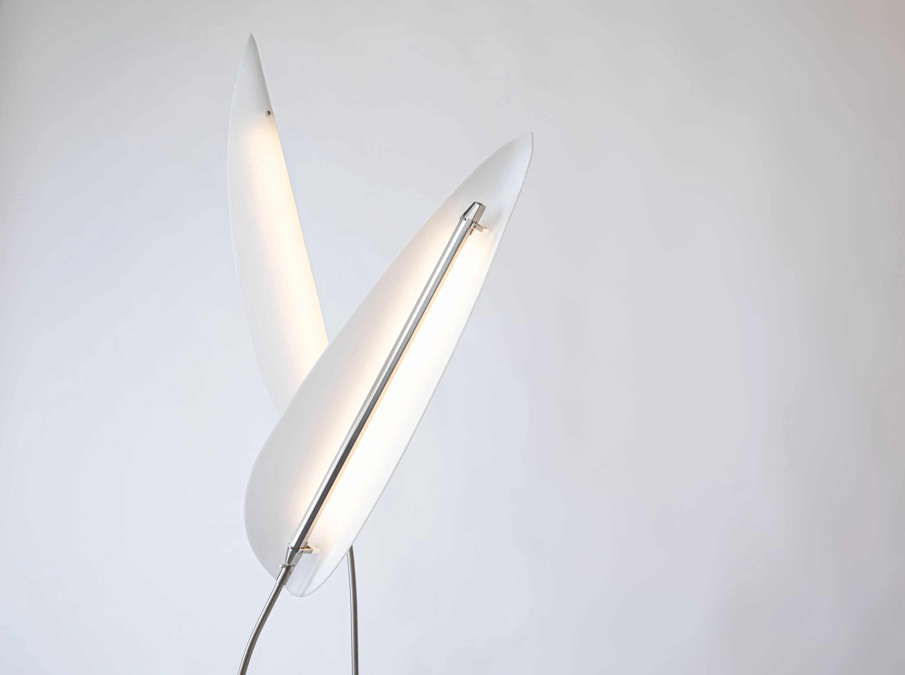 BEC BRITTAIN UNFURL FLOOR LAMP - Image 3
