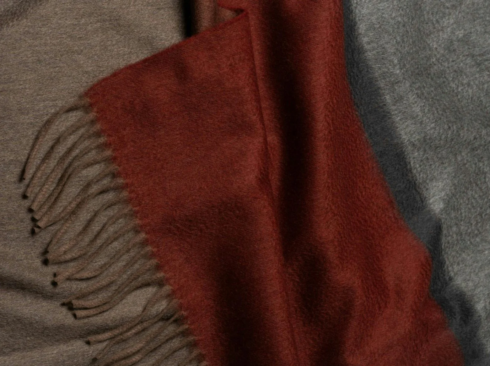 BEGG X CO ARRAN BORDERLAND THROW / DERBY BRICK 58" x 72" - Image 5