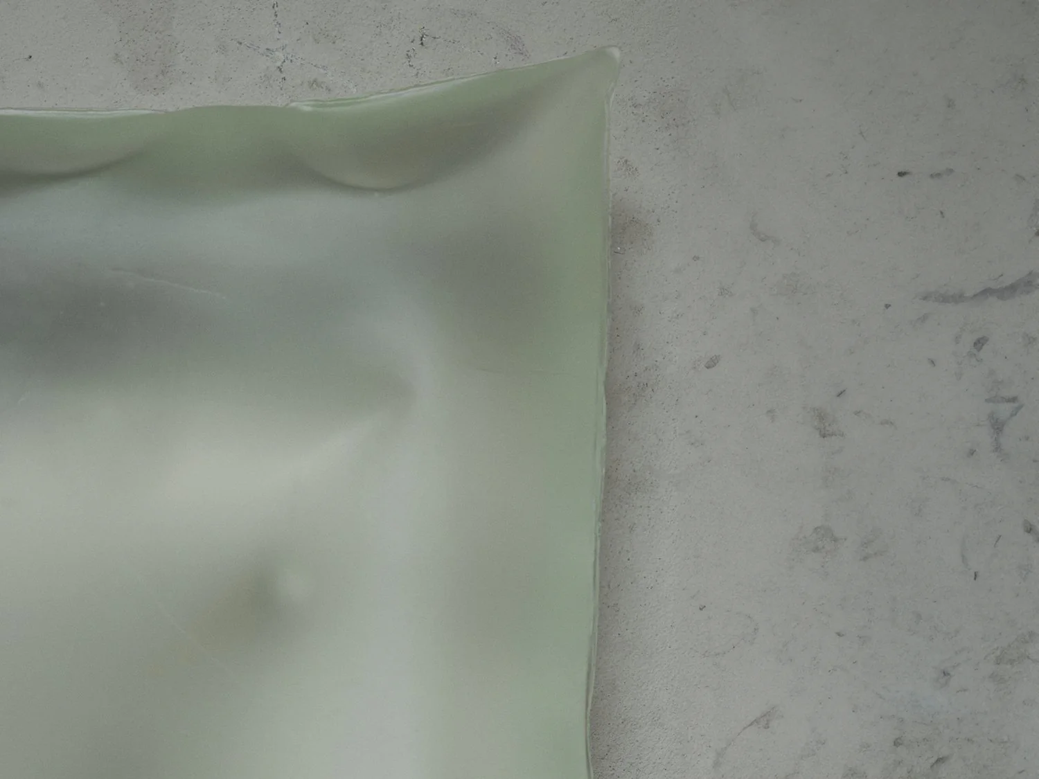BEN STORMS EX HALE WALL PIECE / CAST GLASS H35.4” x W17.7” x D3.9” - Image 2