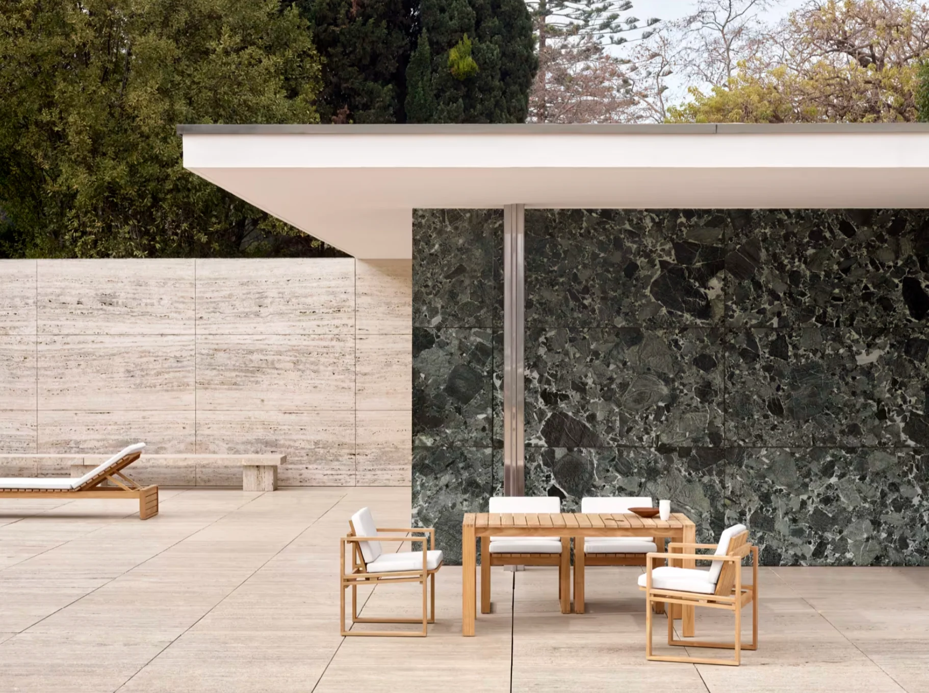 CARL HANSEN BODIL KJAER BK15 TEAK DINING TABLE - W60" x D30" x H29.1 - Image 3