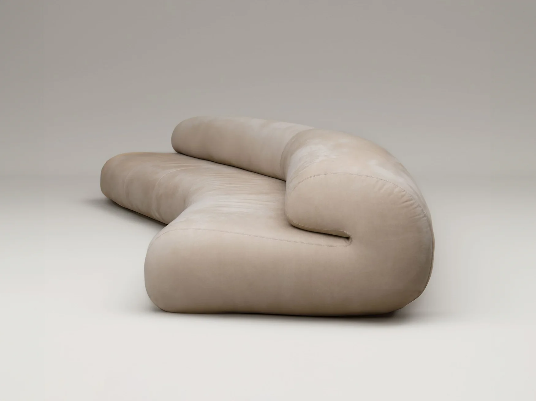 BOON_EDITIONS PIETER MAES STRATA KINK SOFA H29.5" x L132.6" x D52.7" - Image 2
