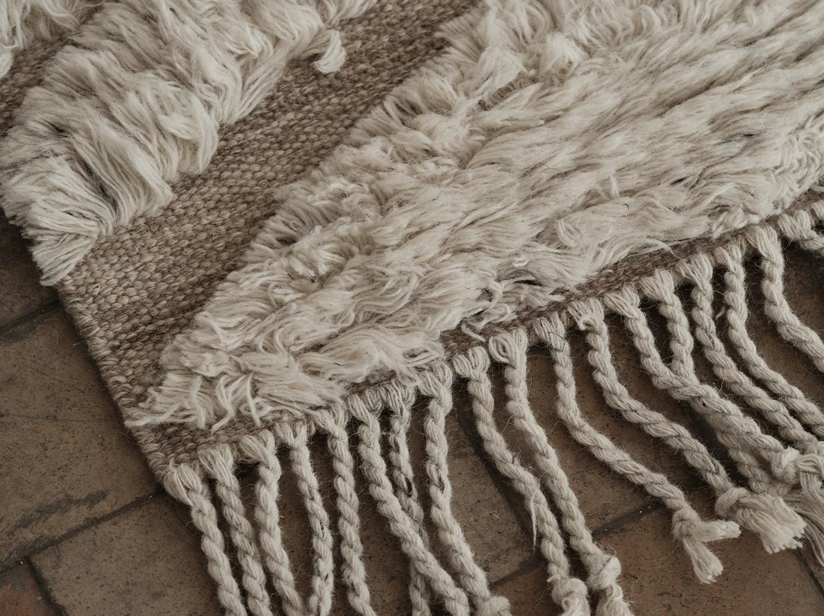 CAPPELEN DIMYR COLONNADE NO.01 RUG SAND/SHELL 3' x 8' - Image 2