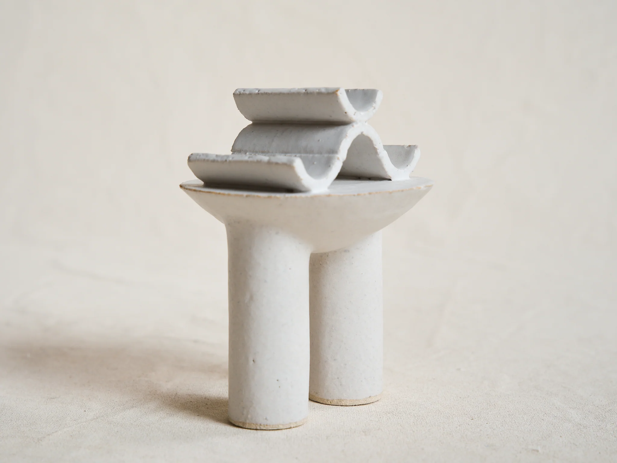 CATHERINE DIX PETIT TEMPLE SCULPTURE NO.1 H6.2" x Ø5" - Image 3