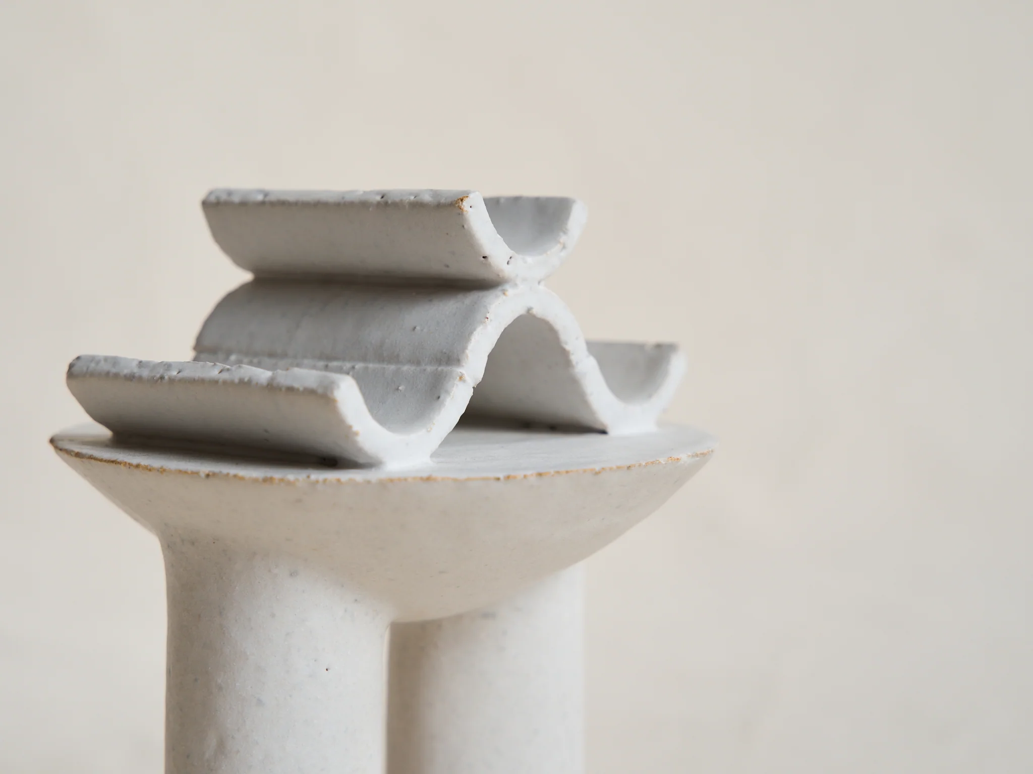 CATHERINE DIX PETIT TEMPLE SCULPTURE NO.1 H6.2" x Ø5" - Image 4