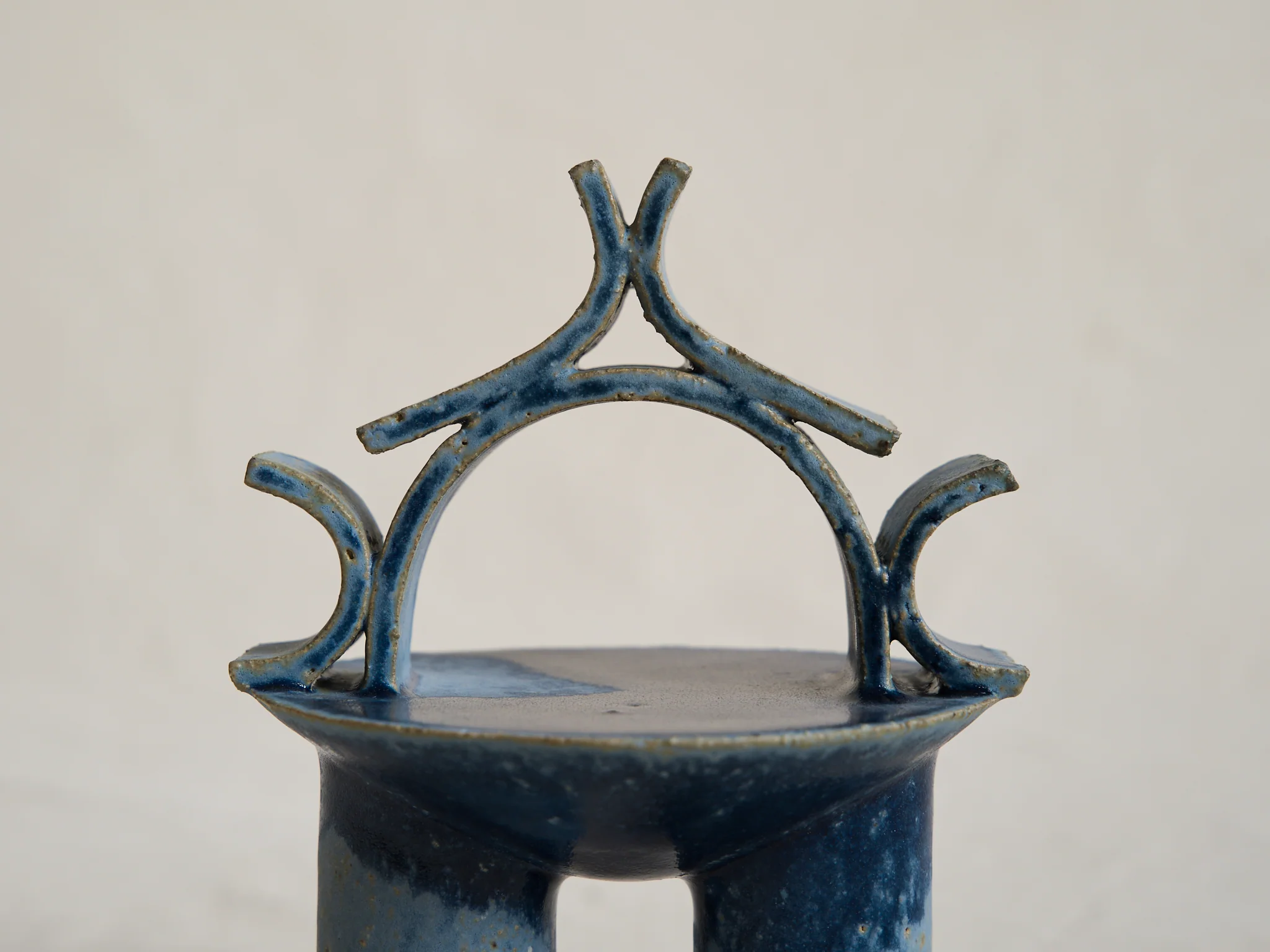 CATHERINE DIX PETITE ARCHITECTURE SCULPTURE NO.17 H7.3" x Ø5" - Image 4