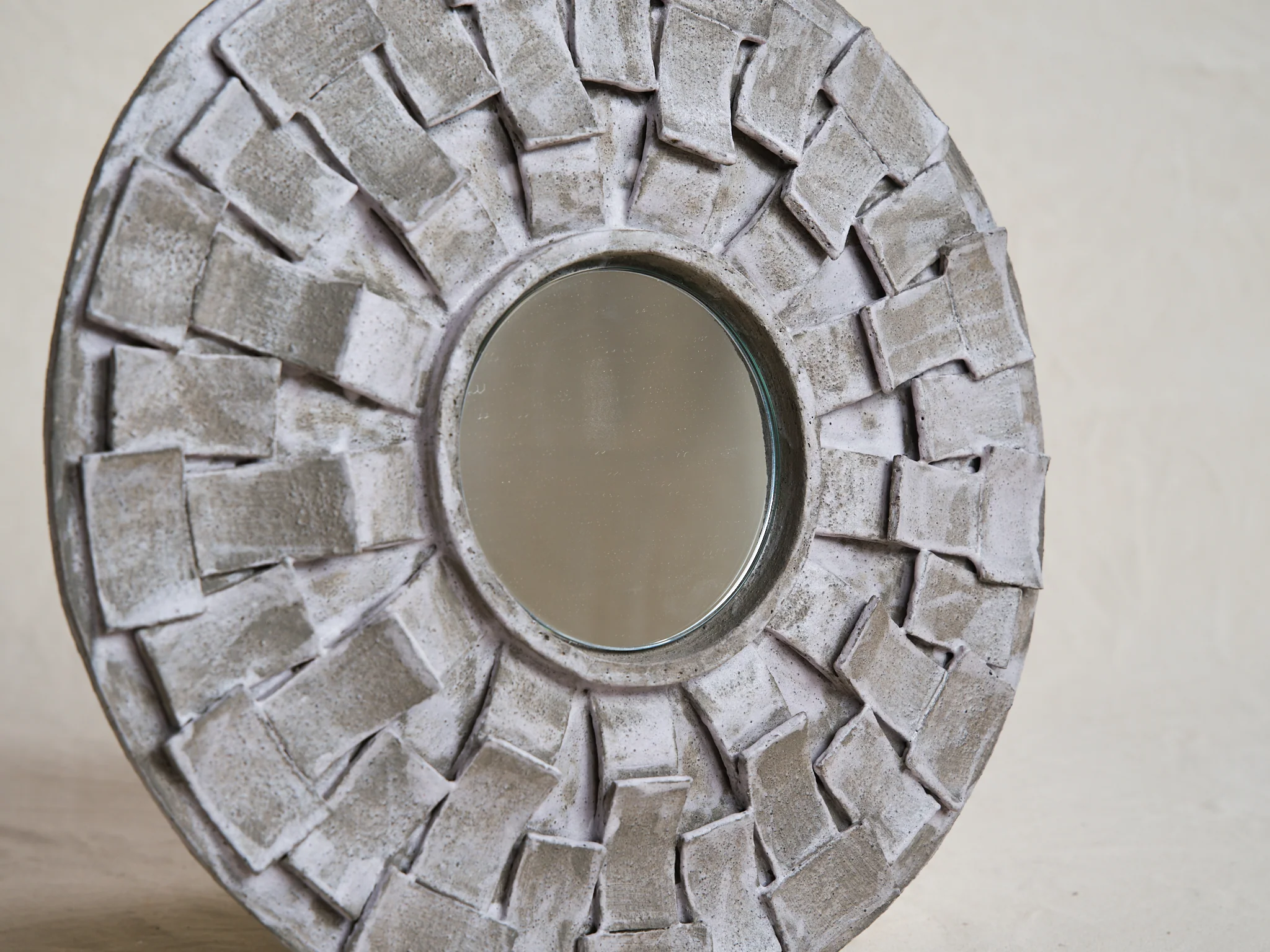 CATHERINE DIX CIRCULAR MIRROR / LARGE Ø16.7" x D1.5" - Image 3