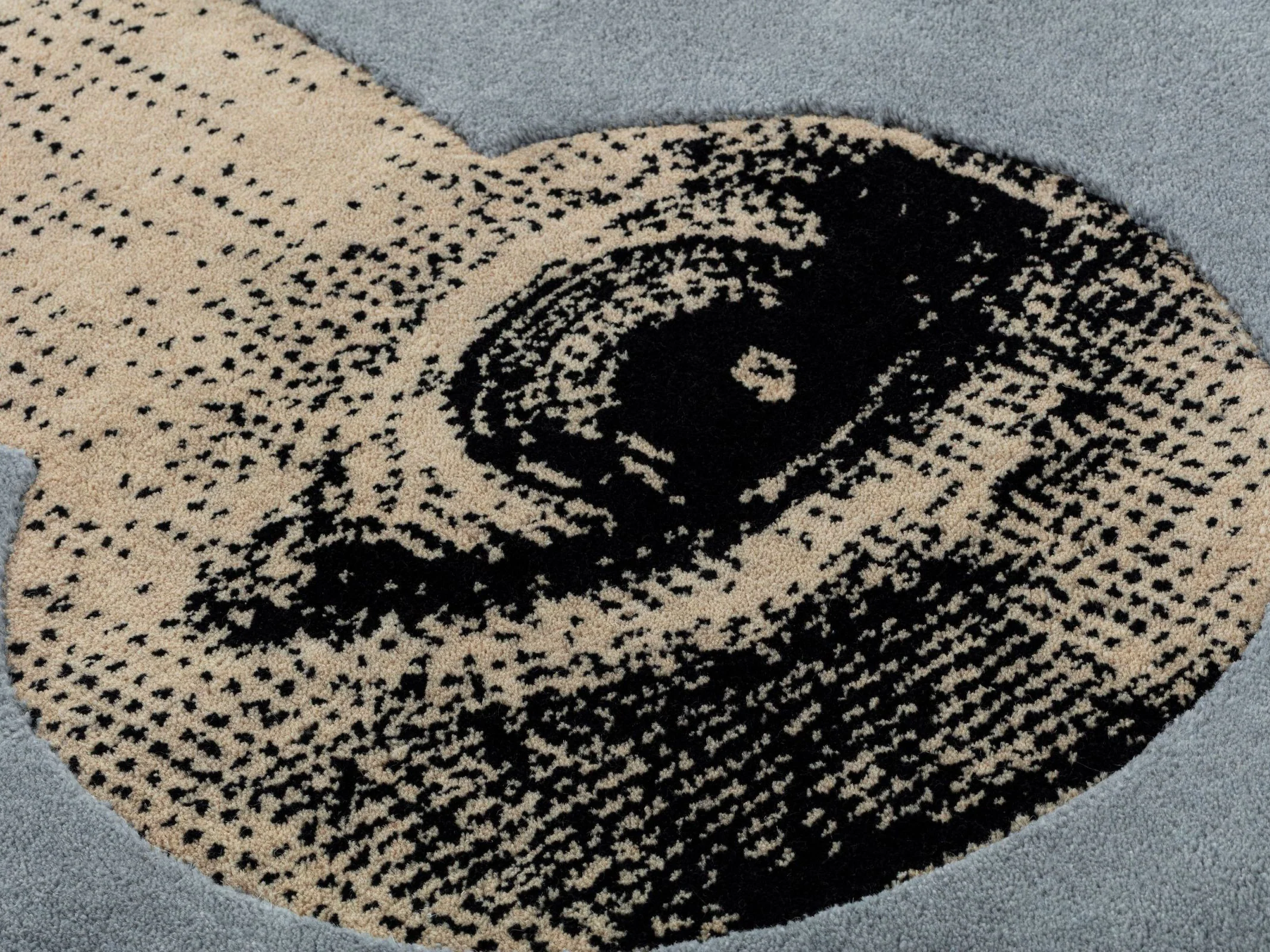CC-TAPIS FORNASETTI SERRATURA RUG 7'5" x 9'8" - Image 5