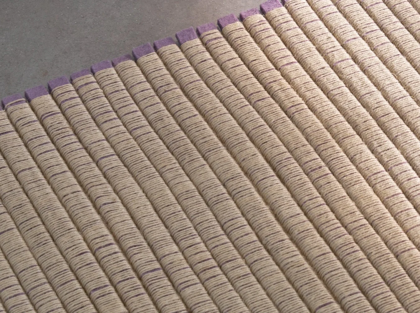 CC-TAPIS MAE ENGELGEER OMOTE FUYU RUG - Image 2