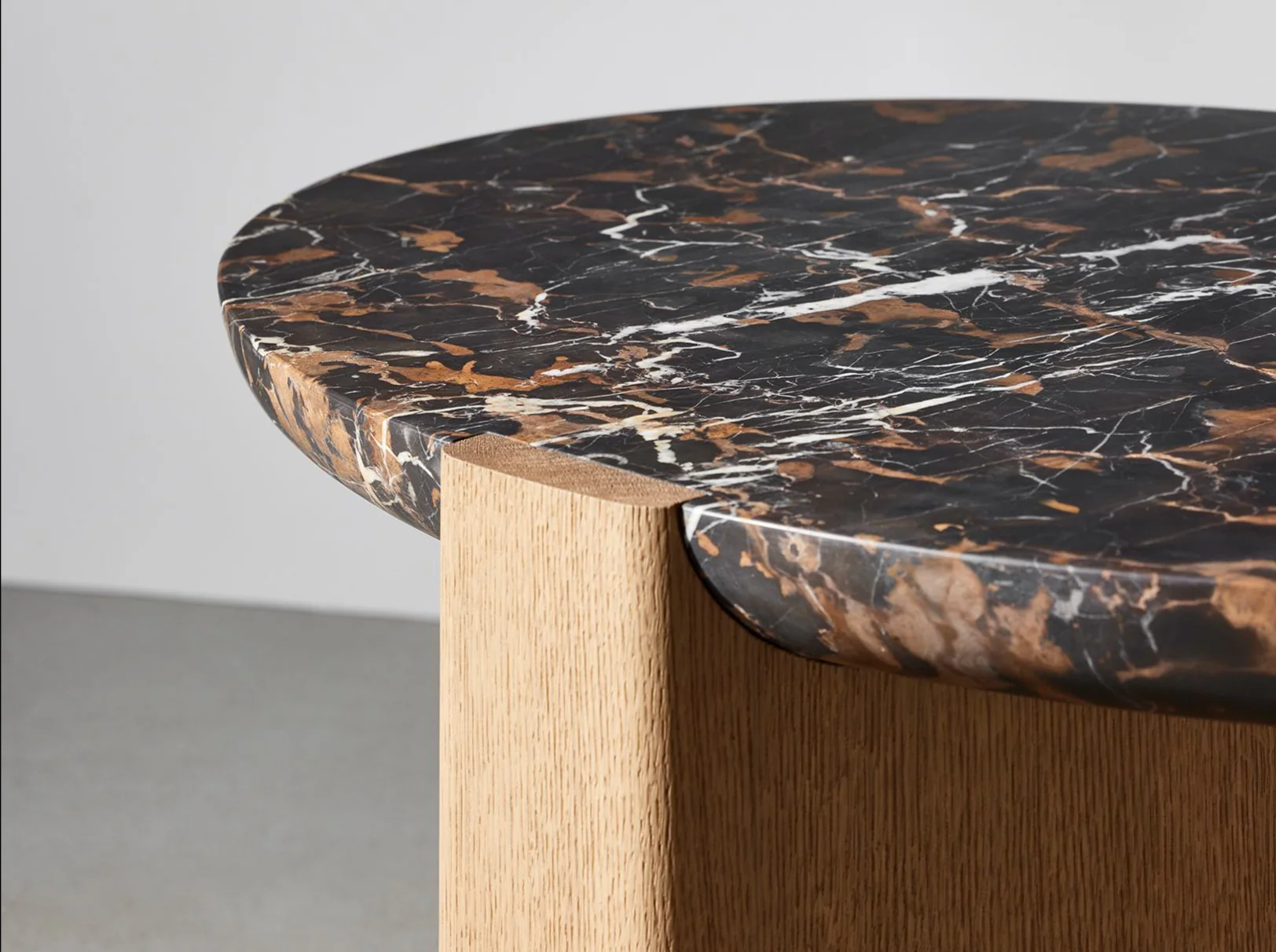 COLLECTION PARTICULIÈRE DAN YEFFET AKRA COFFEE TABLE - Image 3