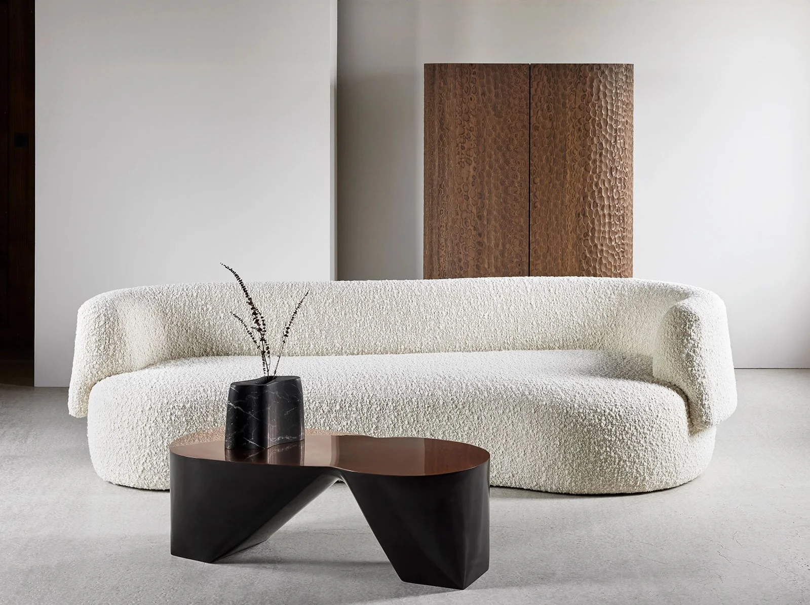 COLLECTION PARTICULIÈRE CHRISTOPHE DELCOURT FAO DOUBLE DEPTH SOFA W107.5" x D46.9" x H28.3" x SH16.5" - Image 3
