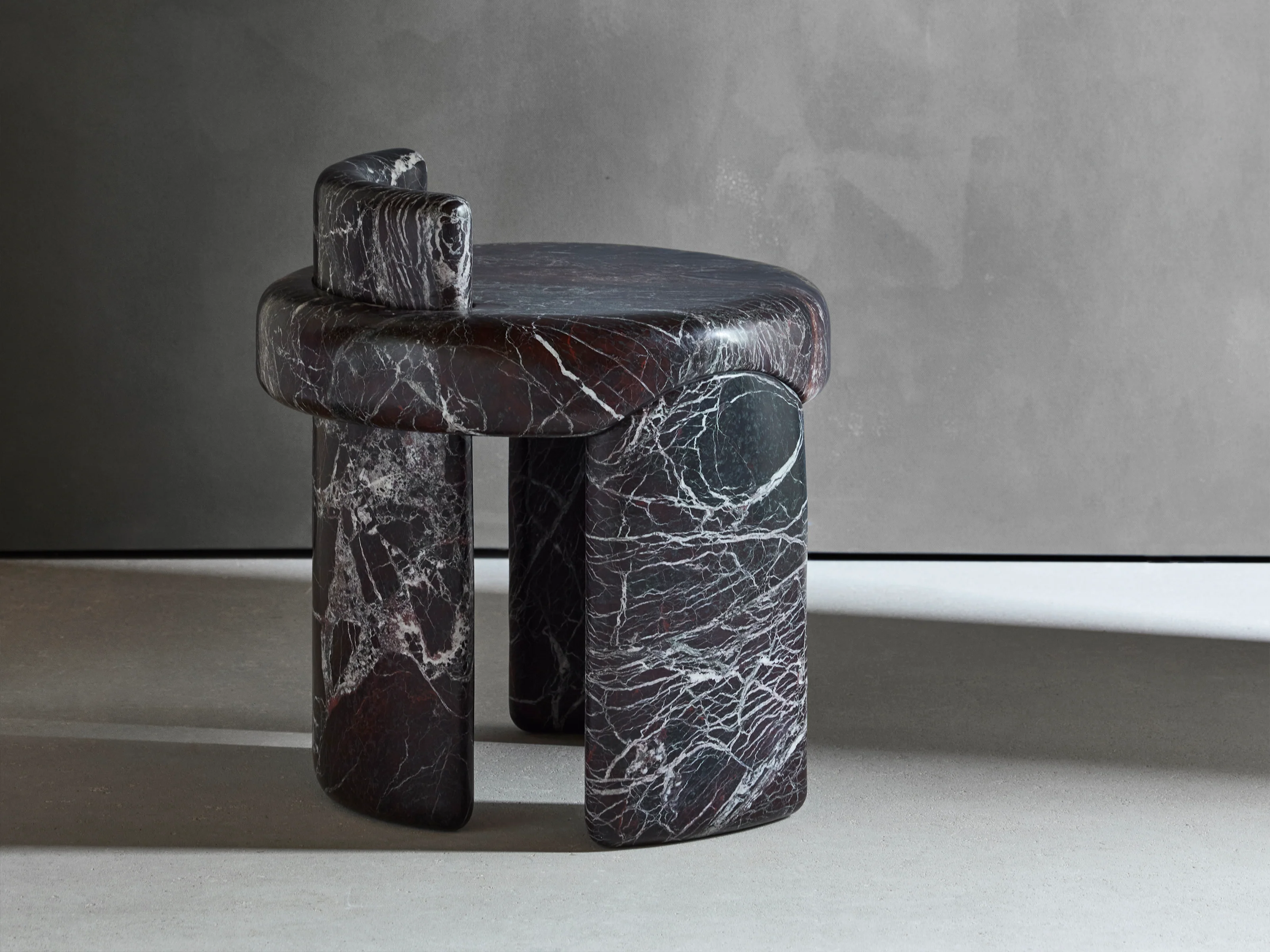 COLLECTION PARTICULIÈRE KAFA STOOL / STONE Ø19.7" x H21.7"