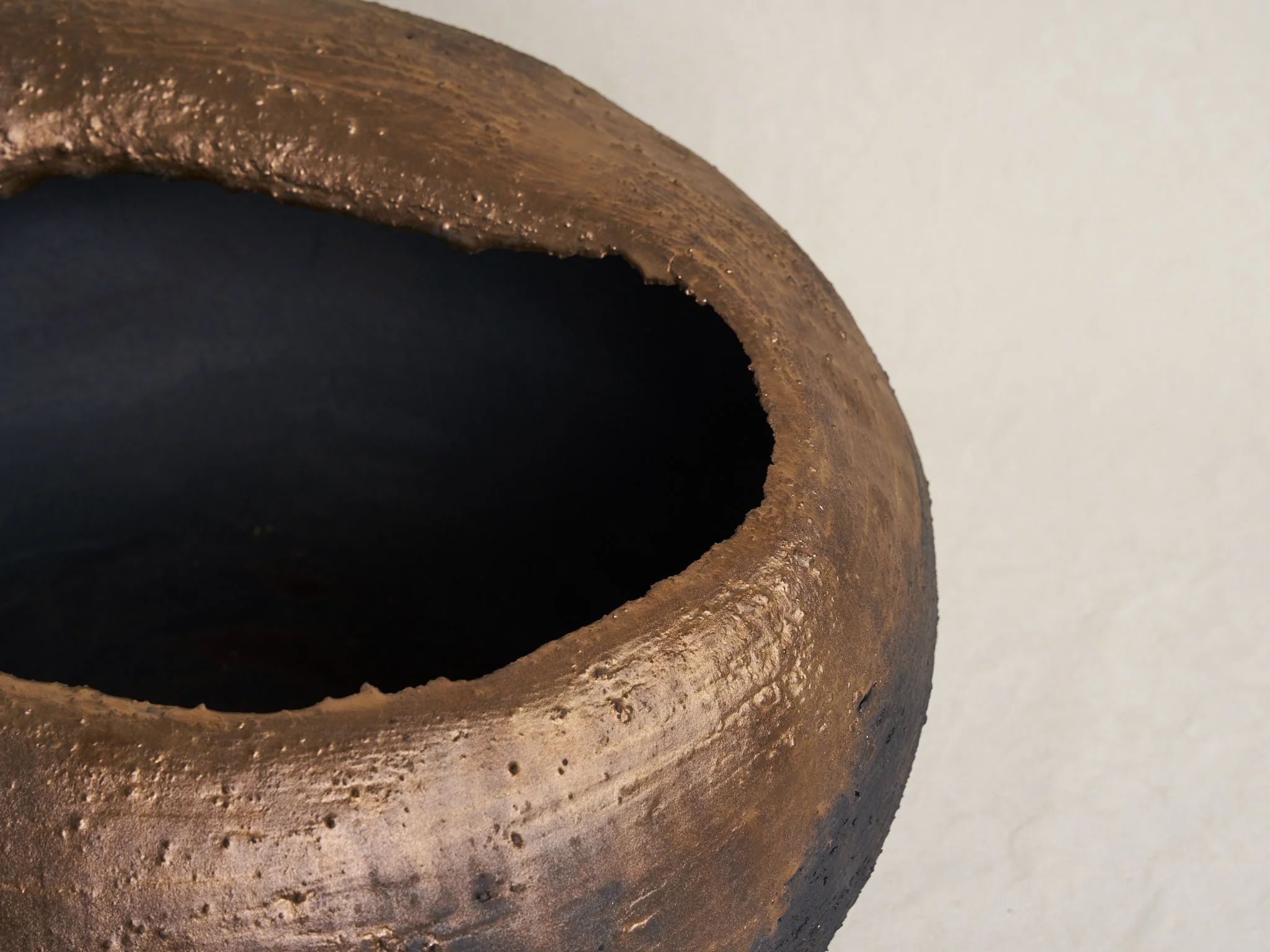 ASH DESIGN LAVA VESSEL NO.2 L17.5" x H8" - Image 3