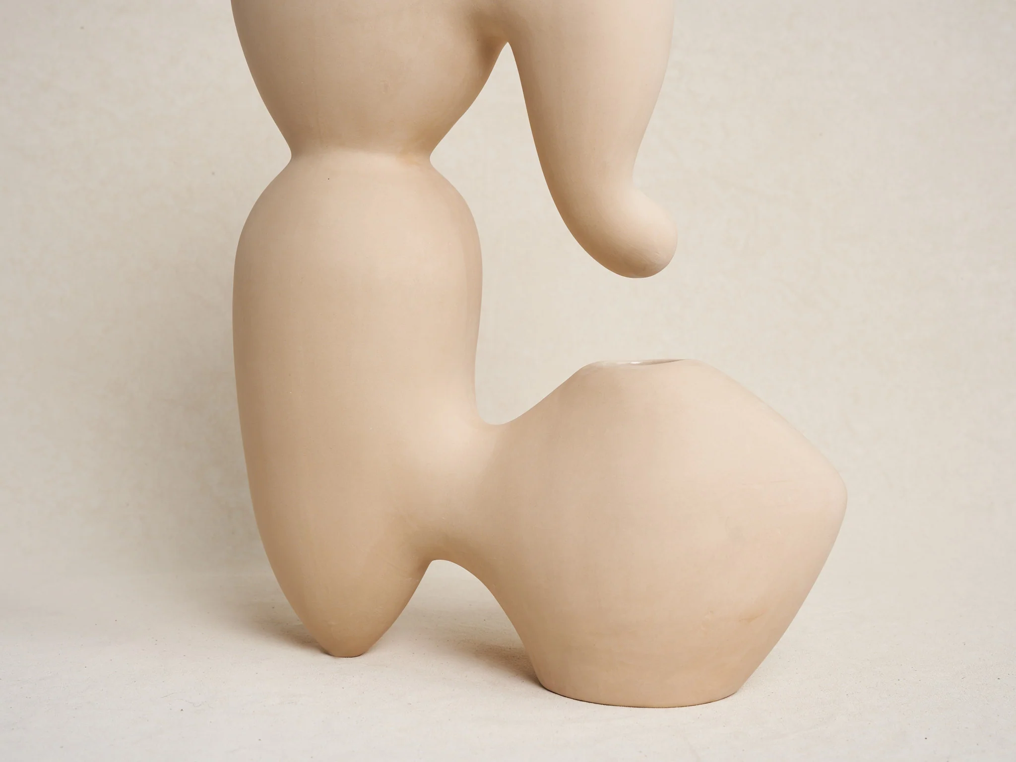 COSMIN FLOREA THESIUM VASE H18” x L16” x D5” - Image 4