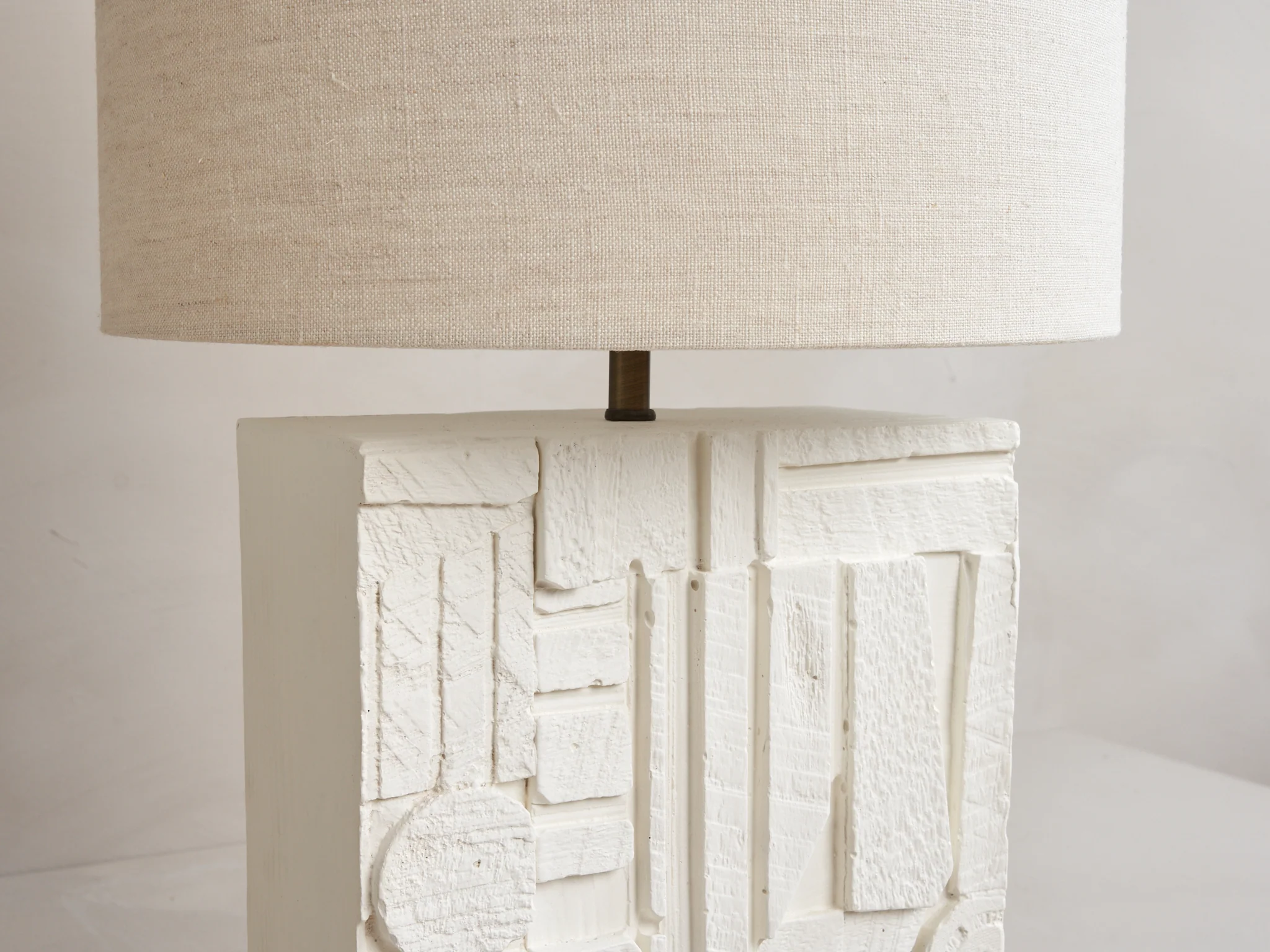 DAN SCHNEIGER SCARPA II TABLE LAMP W8.5" x D5" x H12" - Image 2