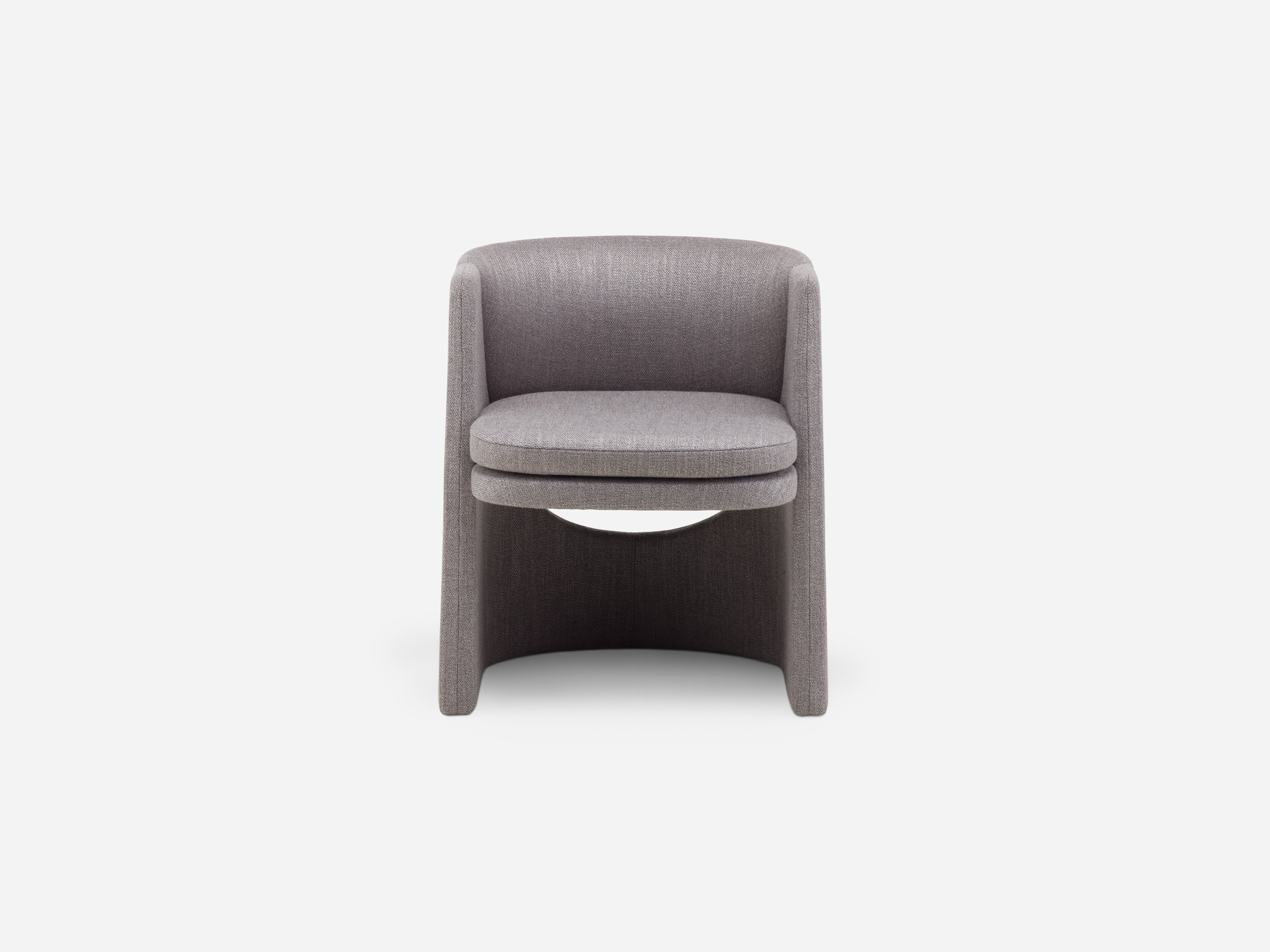 DE LA ESPADA ANTHONY GUERRÉE CURSA DINING CHAIR W24.25" x D24" x H28"