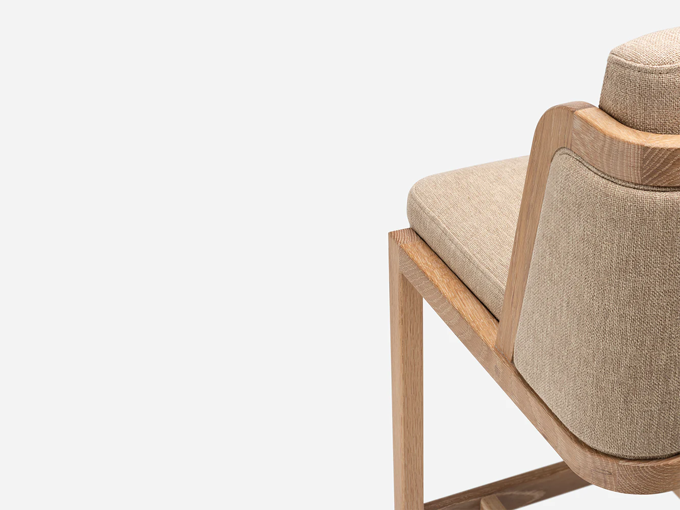 DE LA ESPADA AUTOBAN THRONE BAR STOOL / UPHOLSTERED - Image 4