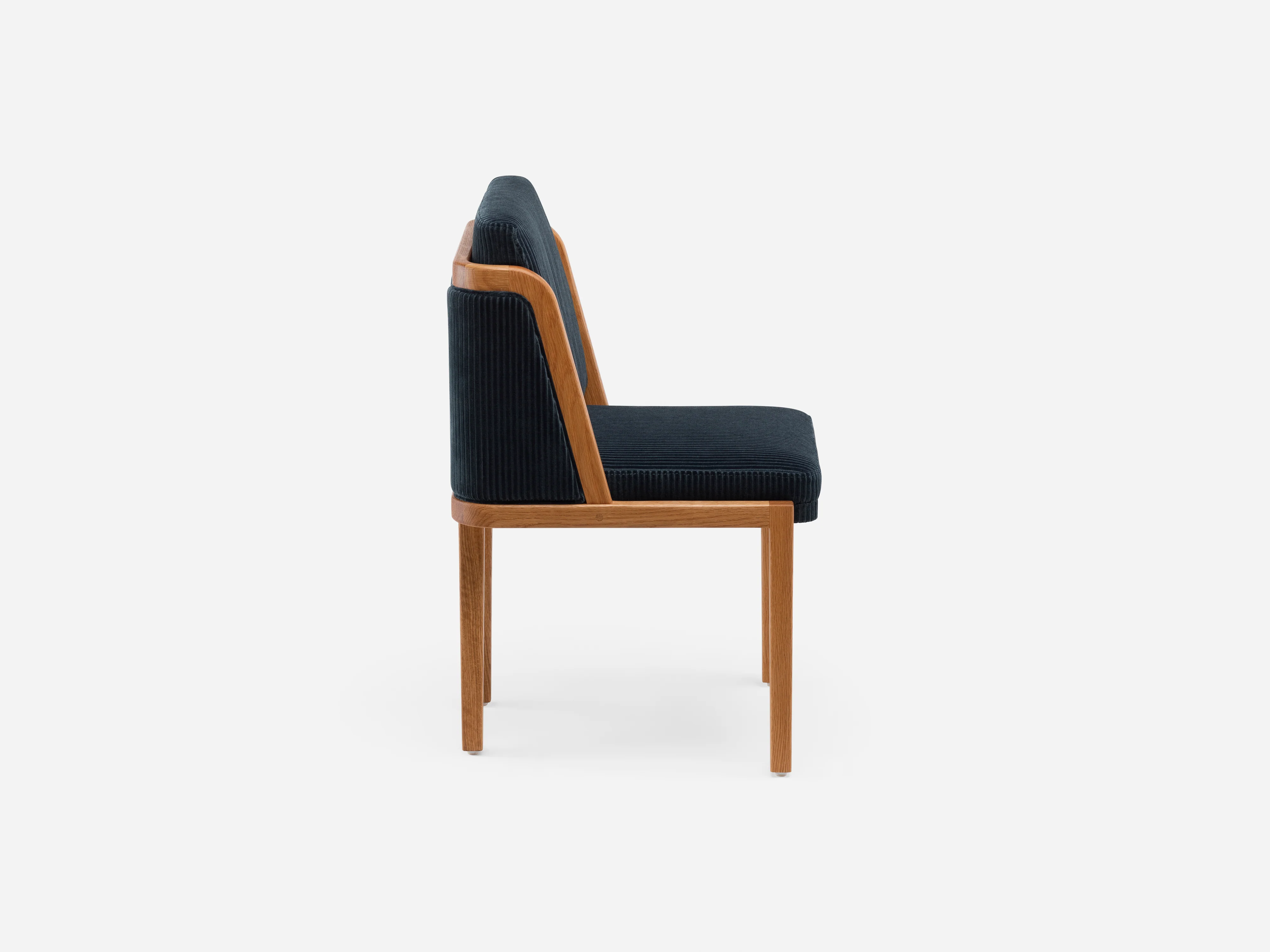 DE LA ESPADA AUTOBAN THRONE DINING CHAIR / UPHOLSTERED W19" x D21" x H30” - Image 4