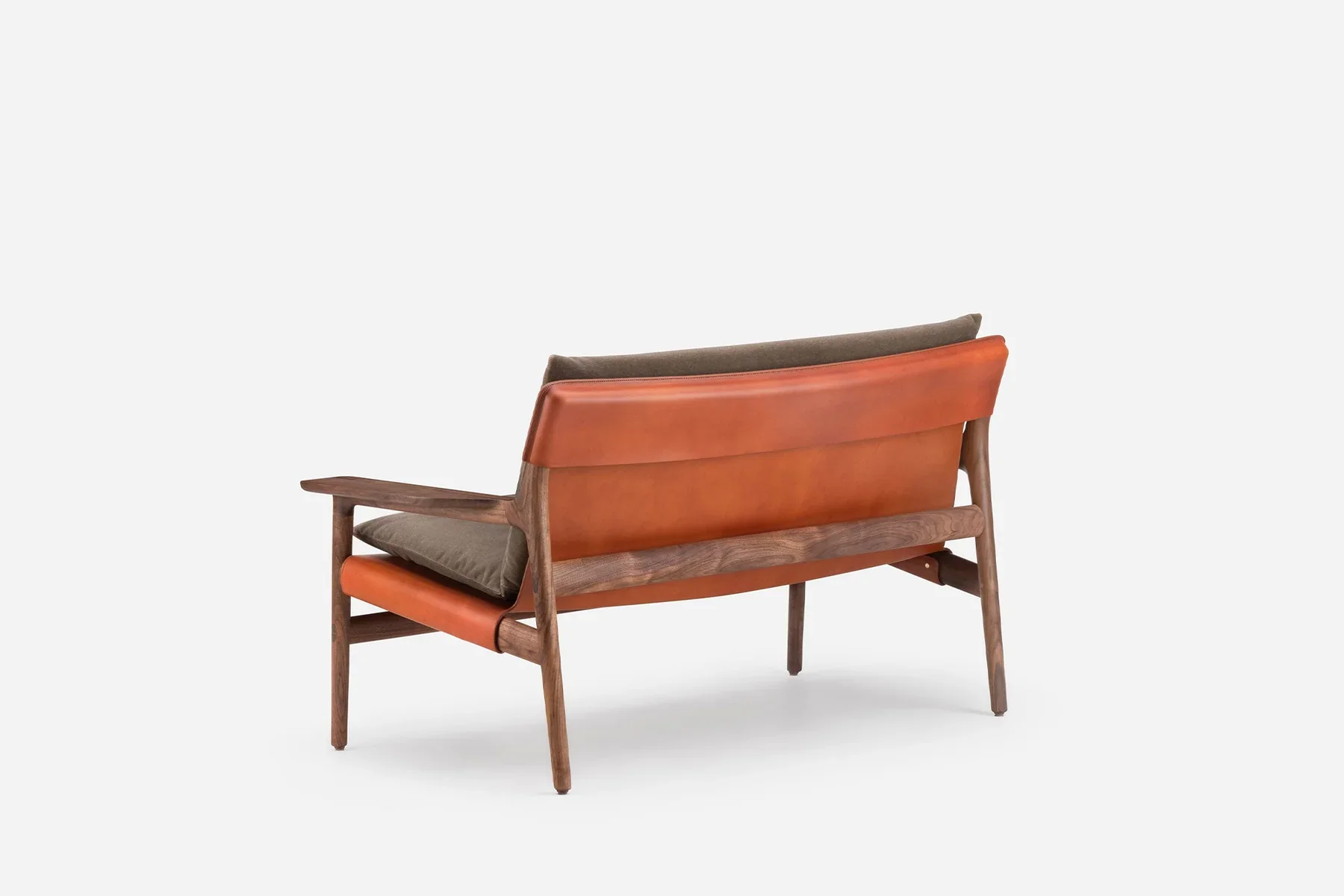 DE LA ESPADA LUCA NICHETTO SELA SOFA / WIDE W53.3" x D28" x H29.3" x SH17.75" - Image 3