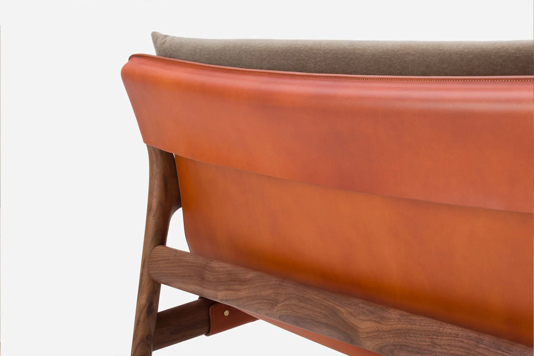 DE LA ESPADA LUCA NICHETTO SELA SOFA / WIDE W53.3" x D28" x H29.3" x SH17.75" - Image 4