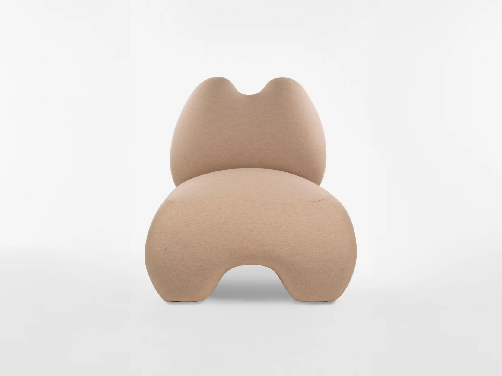FAĪNA DOMNA ARMCHAIR L31.4" x D34.8" x H37"