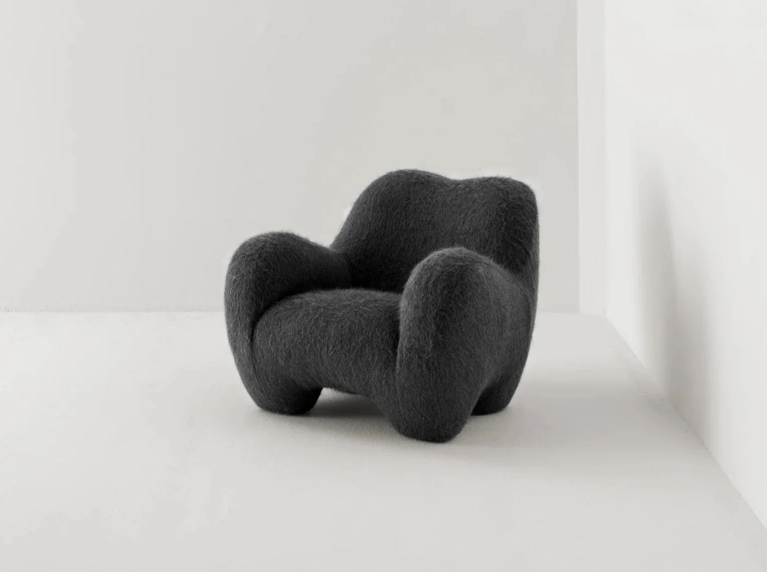 FAYE TOOGOOD GUMMY ARMCHAIR / YETI H34.6" x W41.7" x D41.7" x SH17.3" - Image 4