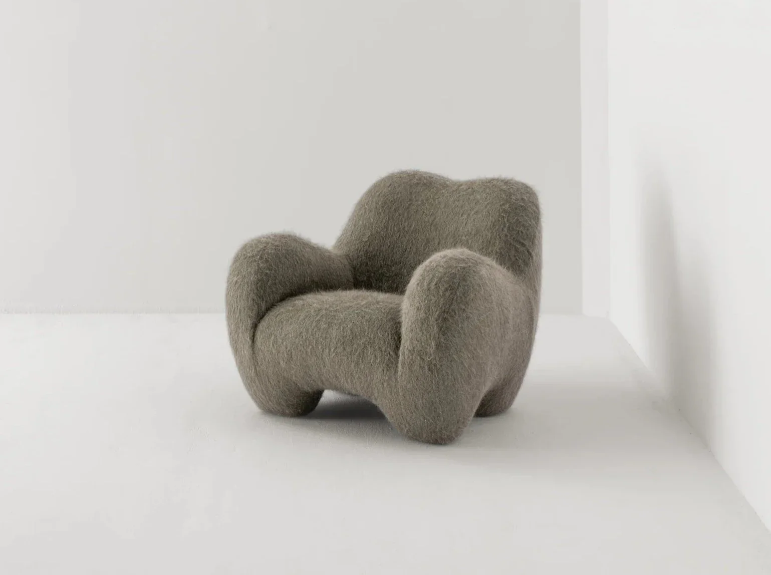 FAYE TOOGOOD GUMMY ARMCHAIR / YETI H34.6" x W41.7" x D41.7" x SH17.3" - Image 6