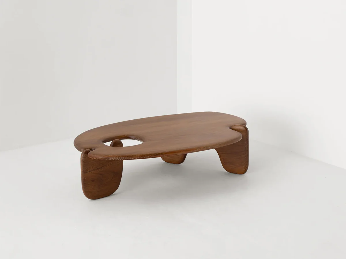 FAYE TOOGOOD PALETTE COFFEE TABLE / LIMED OAK H15.4" x W59.1" x D39.4"